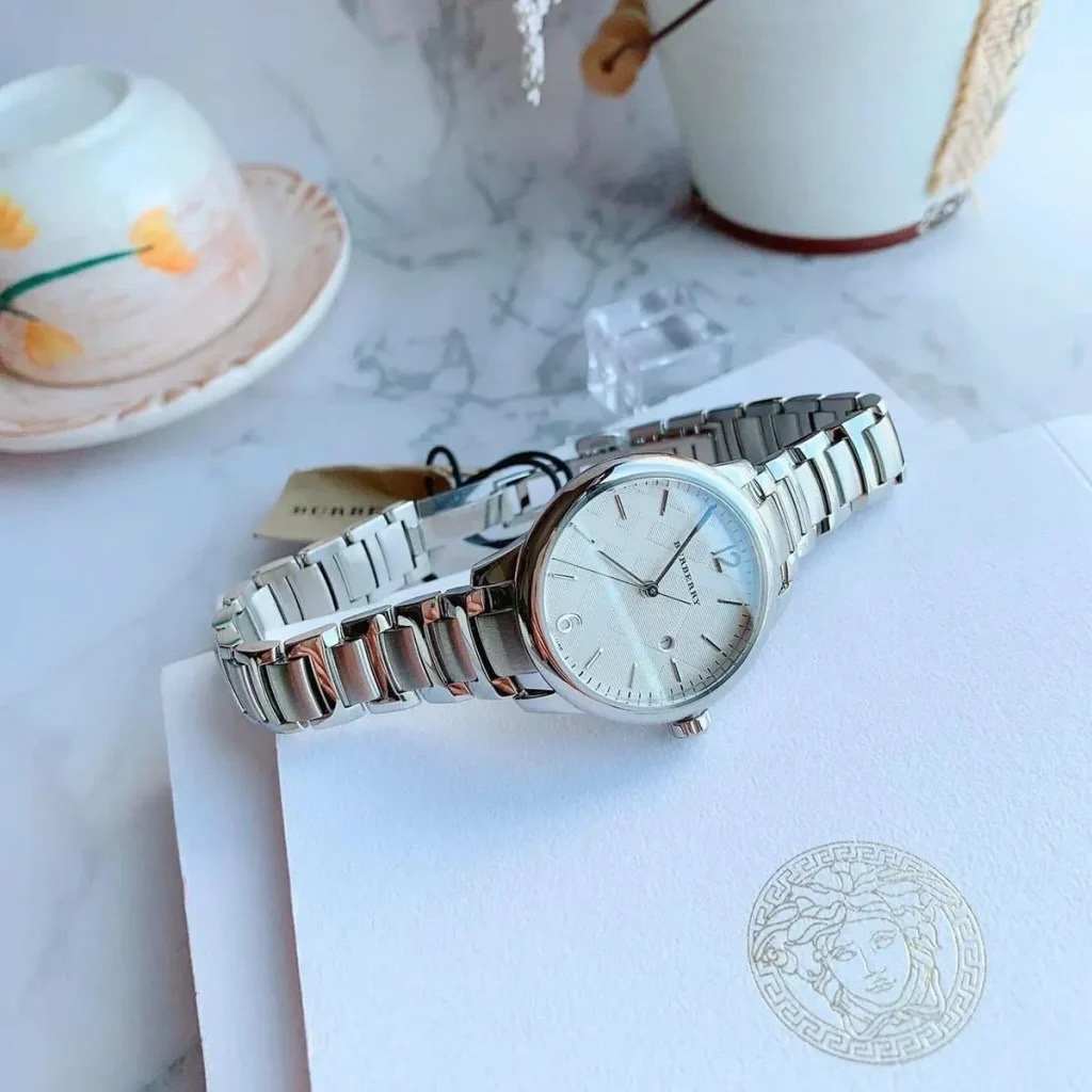 Đồng Hồ Burberry The Classic Round |Nữ Giới |Mặt Trắng |Dây Kim Loại Silver |Máy Pin (Quartz) |Size 32mm |donghogiatot.vn