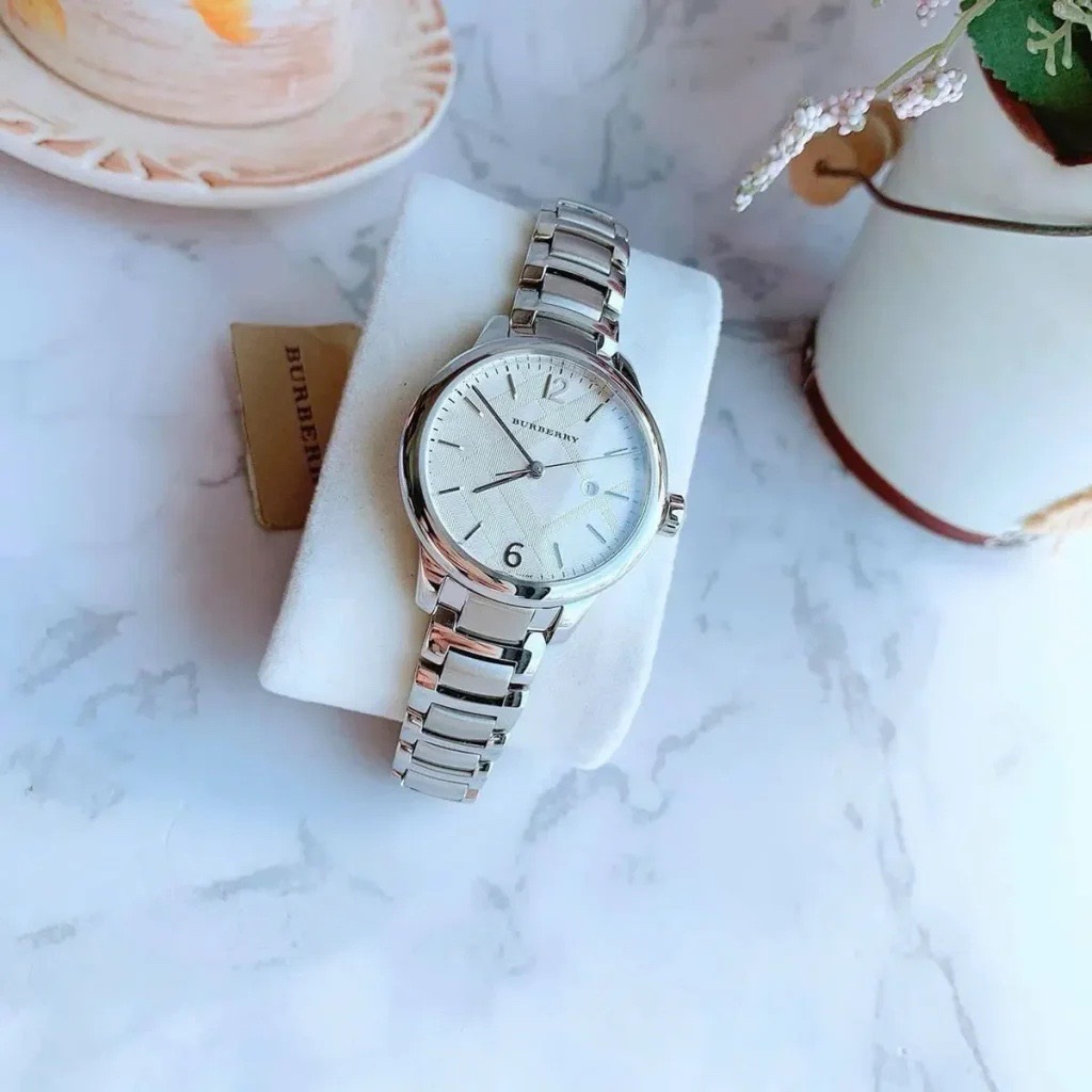 Đồng Hồ Burberry The Classic Round |Nữ Giới |Mặt Trắng |Dây Kim Loại Silver |Máy Pin (Quartz) |Size 32mm |donghogiatot.vn