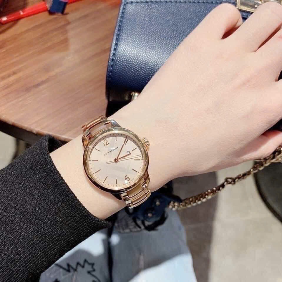 Đồng Hồ Burberry The Classic Round |Nữ Giới |Mặt Tròn |Dây Kim Loại Rose Gold |Máy Pin (Quartz) |Size 32mm |donghogiatot.vn