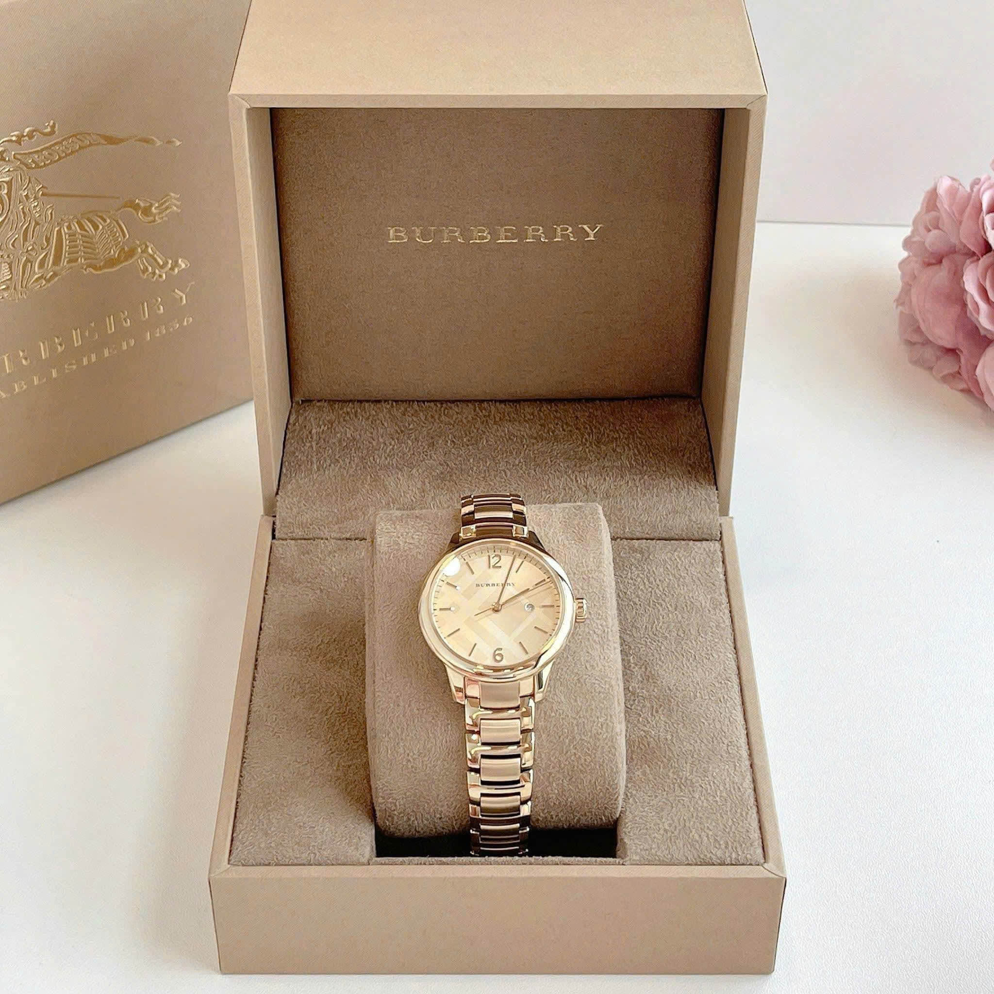 Đồng Hồ Burberry The Classic Round |Nữ Giới |Dây Kim Loại Vàng Gold |Máy Pin (Quartz) |Size 32mm |donghogiatot.vn
