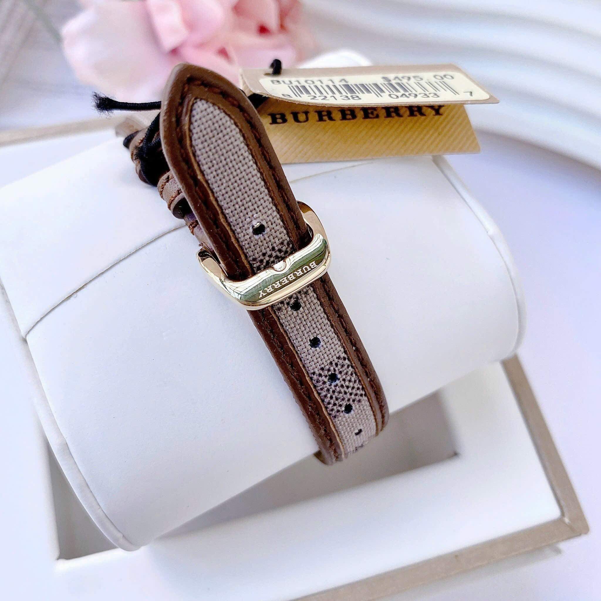 Đồng Hồ Burberry The Classic Round |Nữ Giới |Vàng Gold |Dây Vải Bọc Da Nâu |Máy Pin (Quartz) |Size 32mm |donghogiatot.vn
