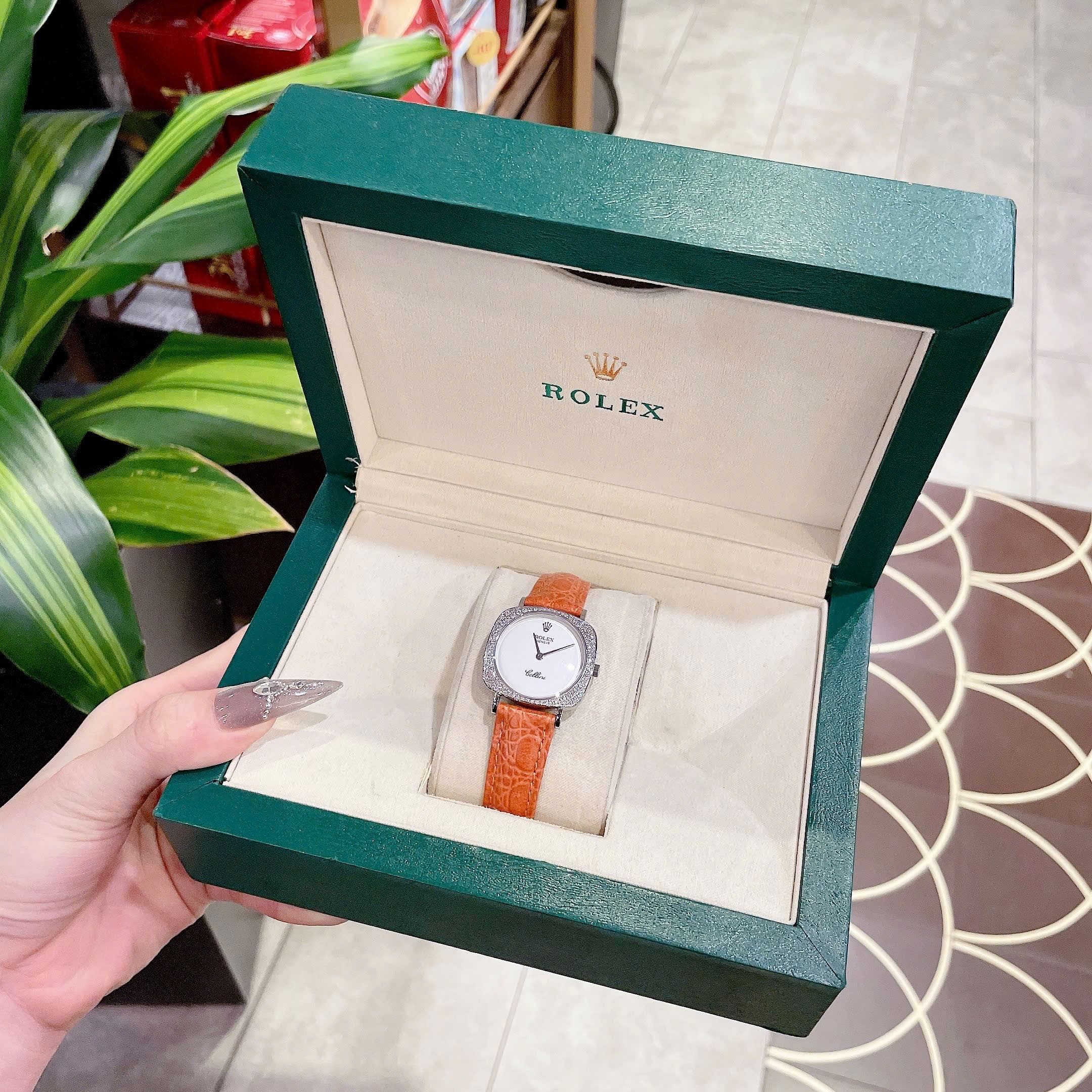 Đồng Hồ Rolex Cellini |Nữ Giới |Mặt Vuông |Đính Đá |Dây Da Cam |Máy Pin (Máy Quartz) |Size 33mm |donghogiatot.vn