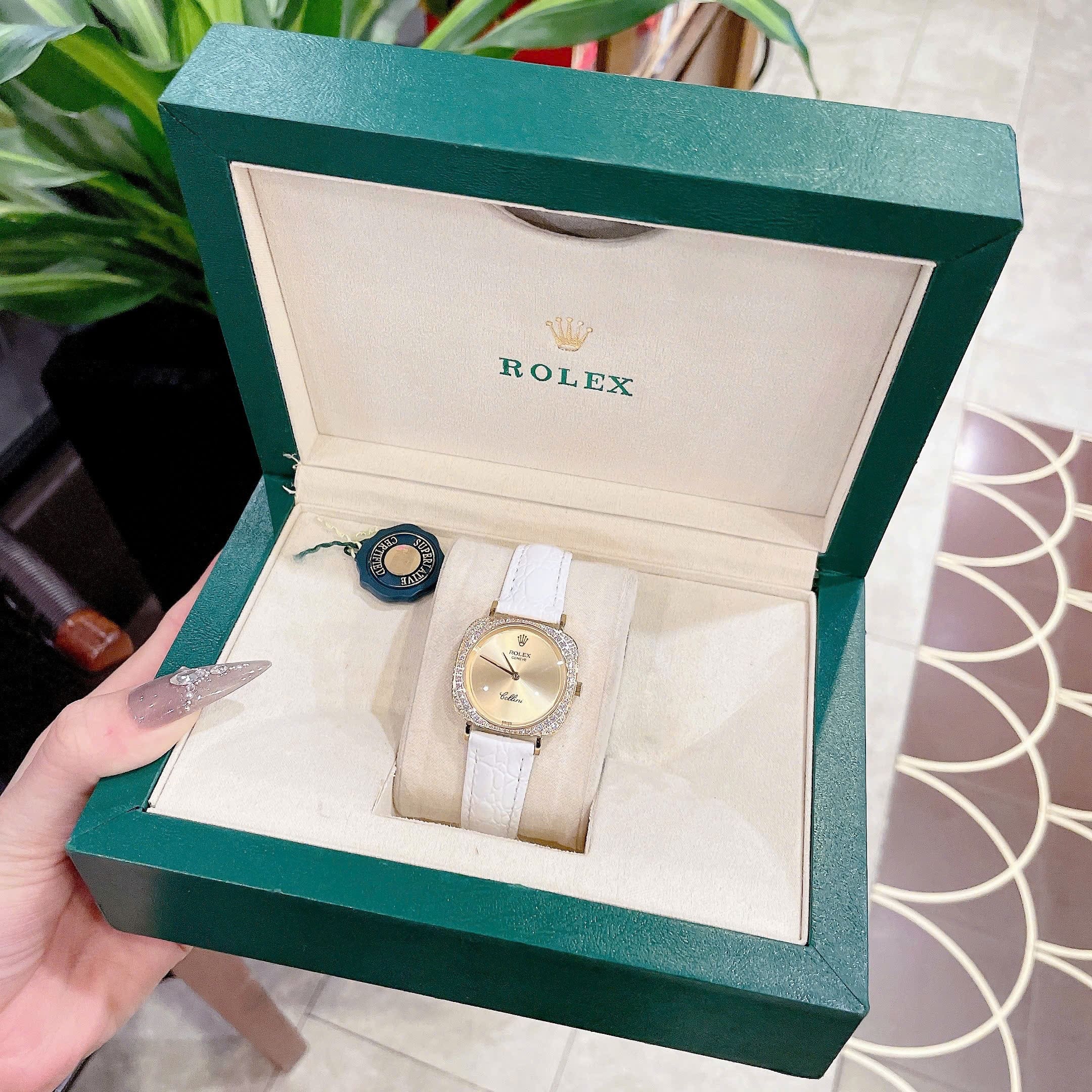 Đồng Hồ Rolex Cellini |Nữ Giới |Mặt Vuông |Vàng Gold |Dây Da Trắng |Máy Pin (Máy Quartz) |Size 33mm |donghogiatot.vn