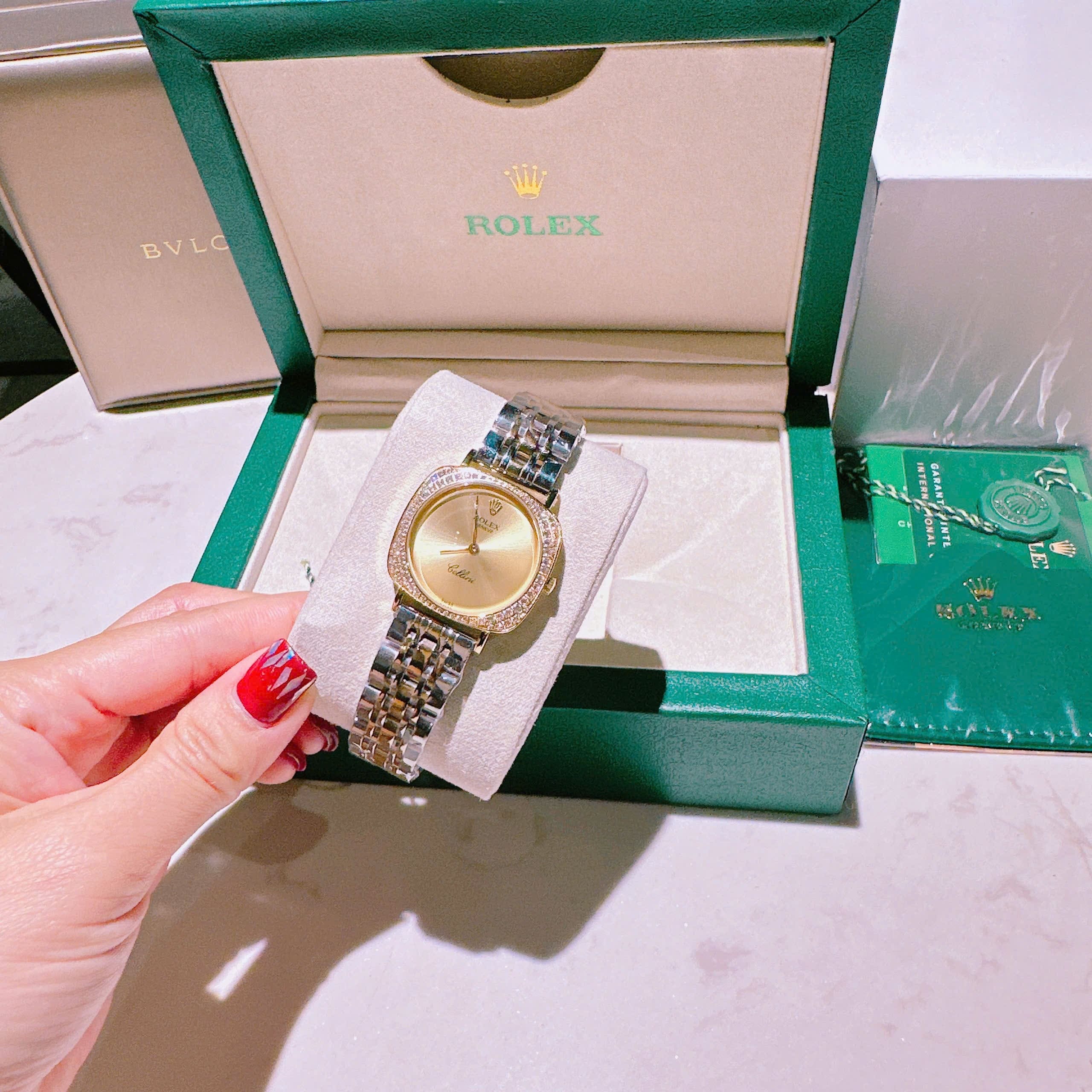Đồng Hồ Rolex Cellini |Nữ Giới |Mặt Vuông |Vàng Gold |Dây Kim Loại Demi Vàng |Máy Pin (Máy Quartz) |Size 33mm |donghogiatot.vn
