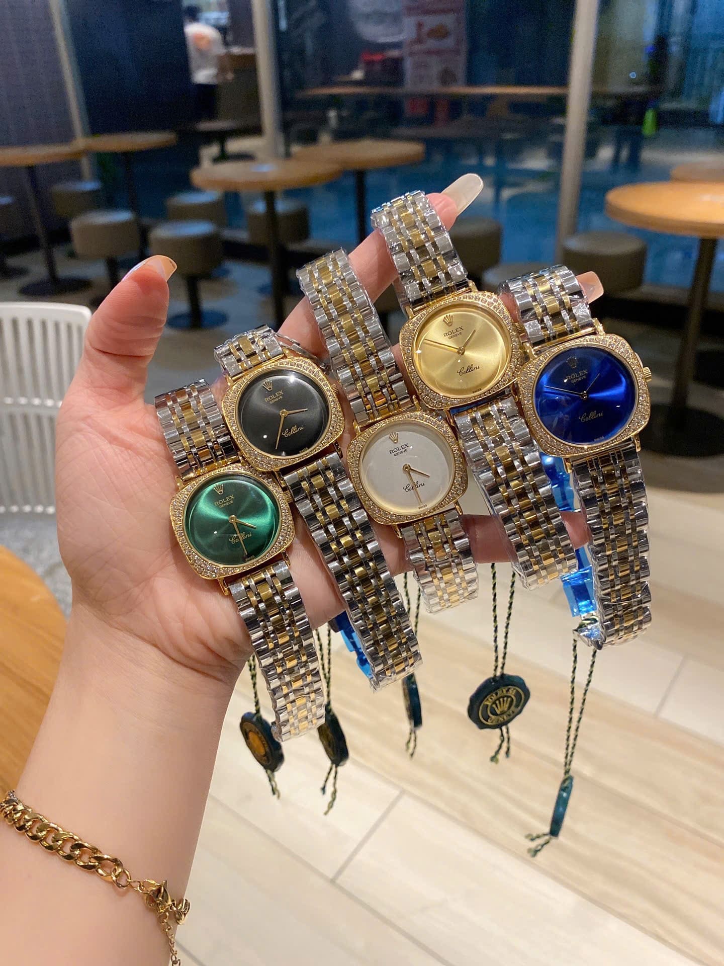 Đồng Hồ Rolex Cellini |Nữ Giới |Mặt Vuông |Xanh Dương |Dây Kim Loại Demi Vàng |Máy Pin (Máy Quartz) |Size 33mm |donghogiatot.vn