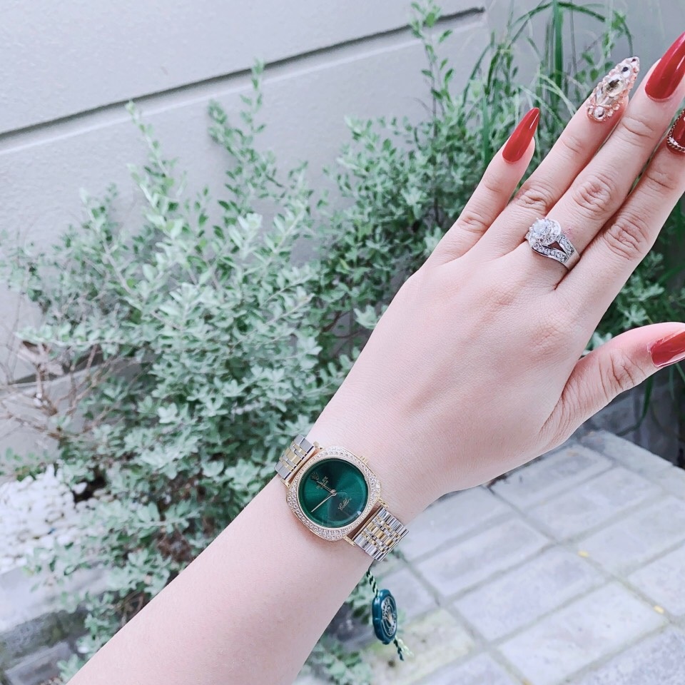 Đồng Hồ Rolex Cellini |Nữ Giới |Mặt Vuông |Xanh Lá |Dây Kim Loại Demi Vàng |Máy Pin (Máy Quartz) |Size 33mm |donghogiatot.vn