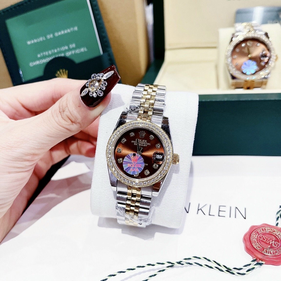 Đồng Hồ Rolex Đính Đá |Cặp Đôi |Mặt Nâu |Dây Kim Loại Demi Vàng Gold |Máy Cơ (Automatic) |Size 41x31mm |donghogiatot.vn