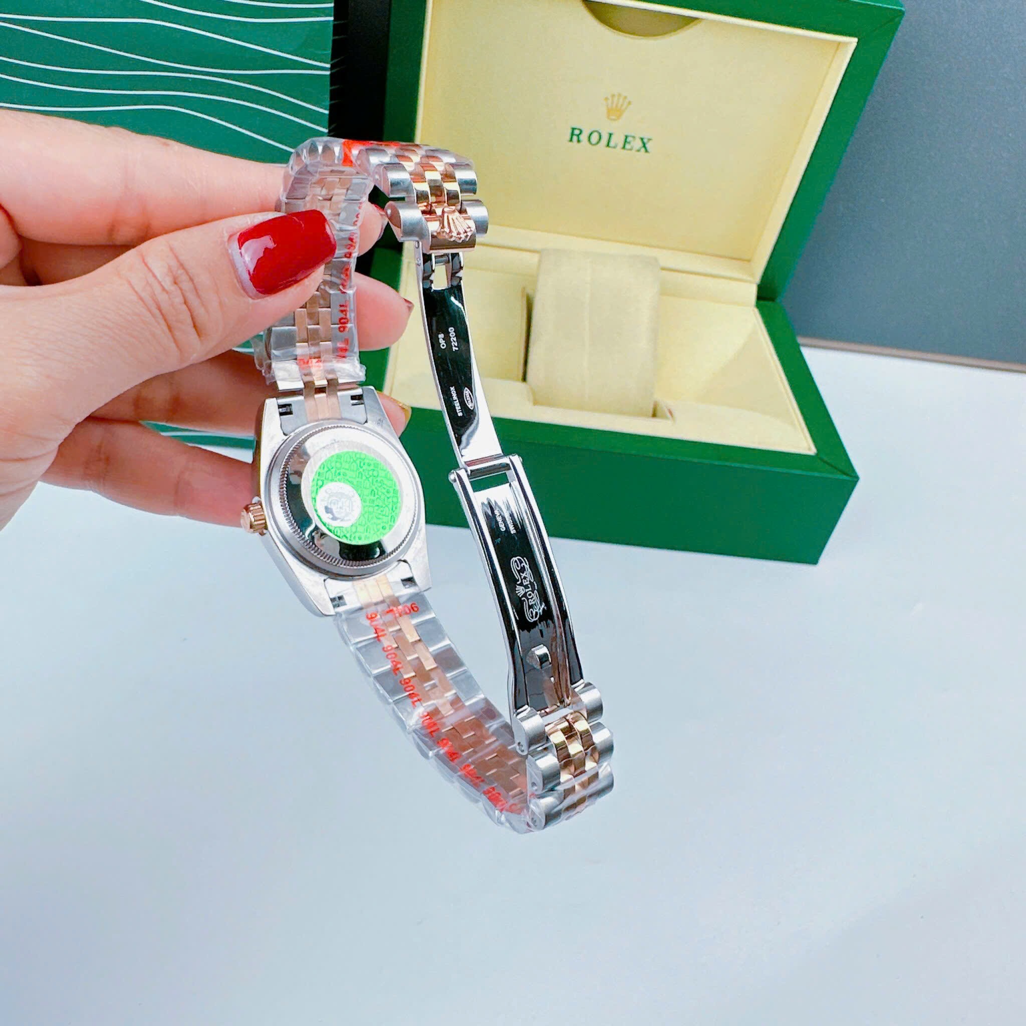 Đồng Hồ Rolex Niềng Khía |Nữ Giới |Hồng Nhạt |Dây Kim Loại Demi Rose Gold |Máy Pin (Máy Quartz) |Size 31mm |donghogiatot.vn