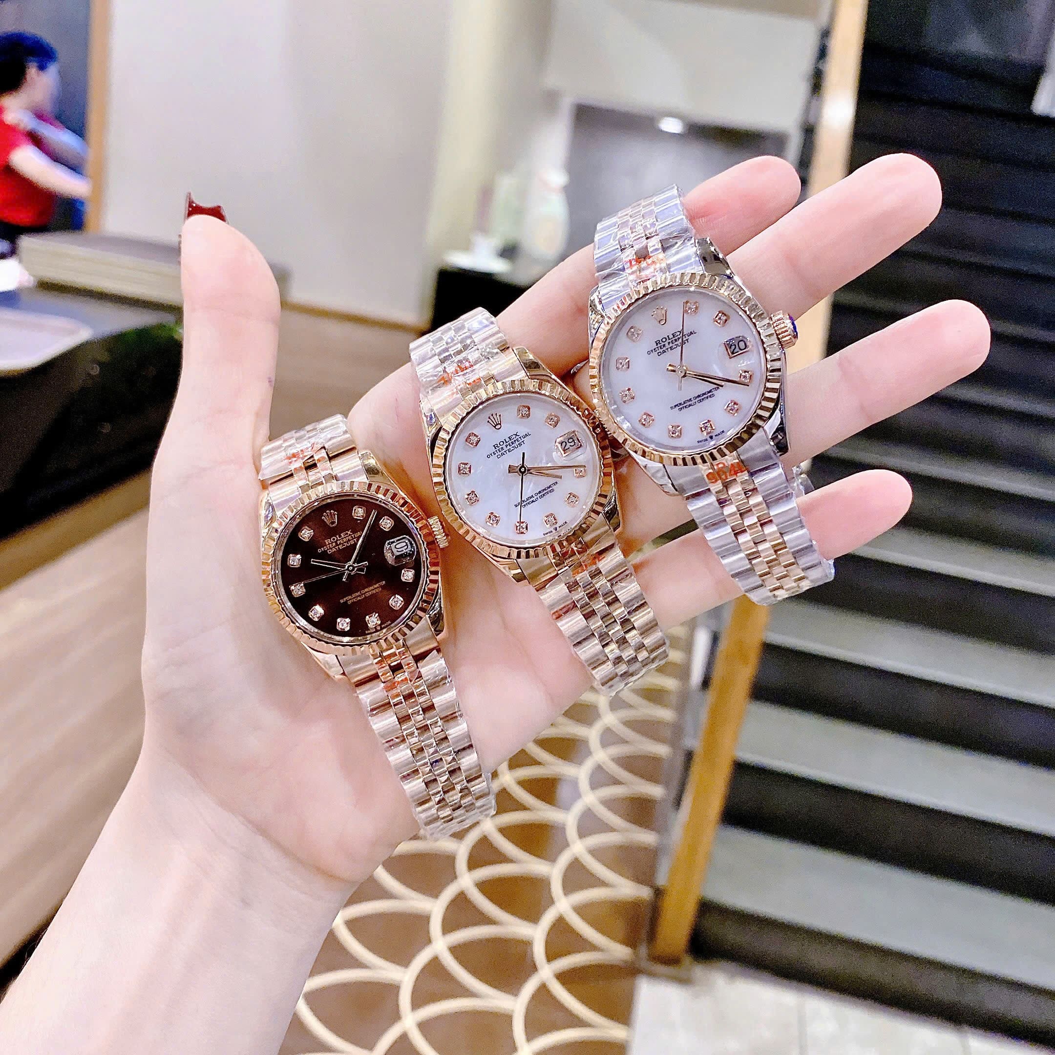 Đồng Hồ Rolex Date Just |Nữ Giới |Mặt Nâu |Niềng Khía |Dây Kim Loại Rose Gold |Máy Pin (Máy Quartz) |Size 31mm |donghogiatot.vn