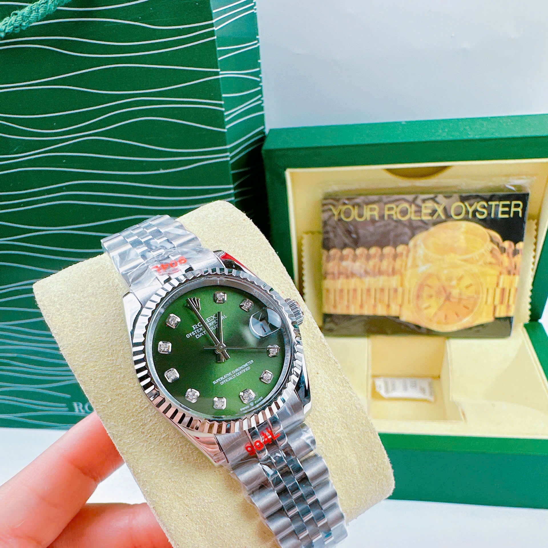 Đồng Hồ Rolex Niềng Khía |Nữ Giới |Xanh Lá |Dây Kim Loại Trắng Silver |Máy Pin (Máy Quartz) |Size 31mm |donghogiatot.vn