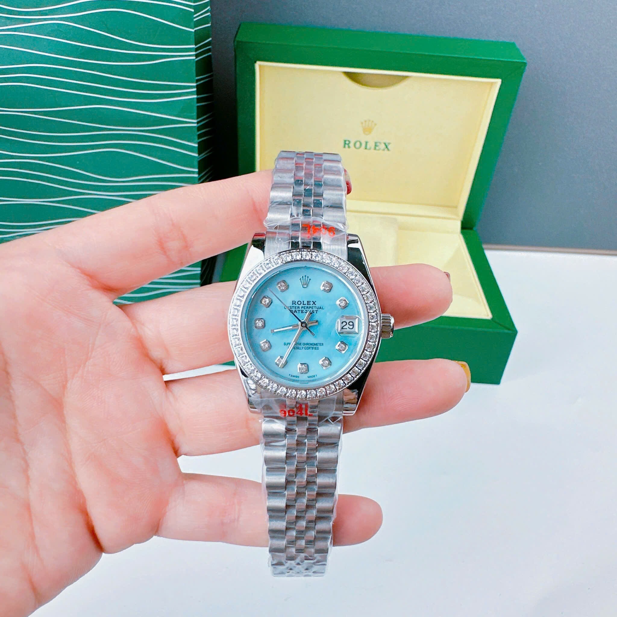 Đồng Hồ Rolex Đính Đá |Nữ Giới |Mặt Xanh Da Trời |Dây Kim Loại Silver |Máy Pin (Máy Quartz) |Size 31mm |donghogiatot.vn