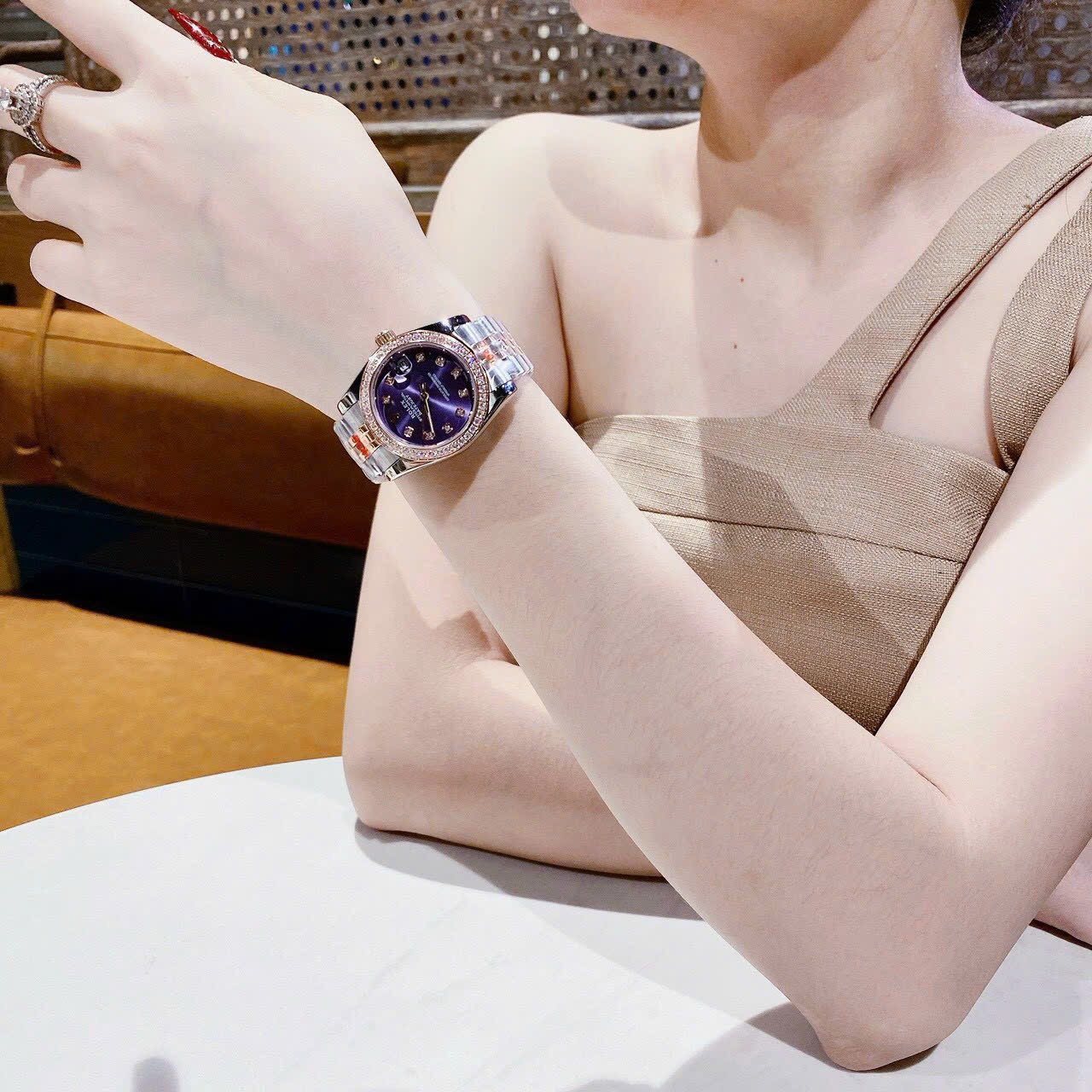 Đồng Hồ Rolex Đính Đá |Nữ Giới |Mặt Xanh Dương |Dây Kim Loại Demi Rose Gold |Máy Pin (Máy Quartz) |Size 31mm |donghogiatot.vn