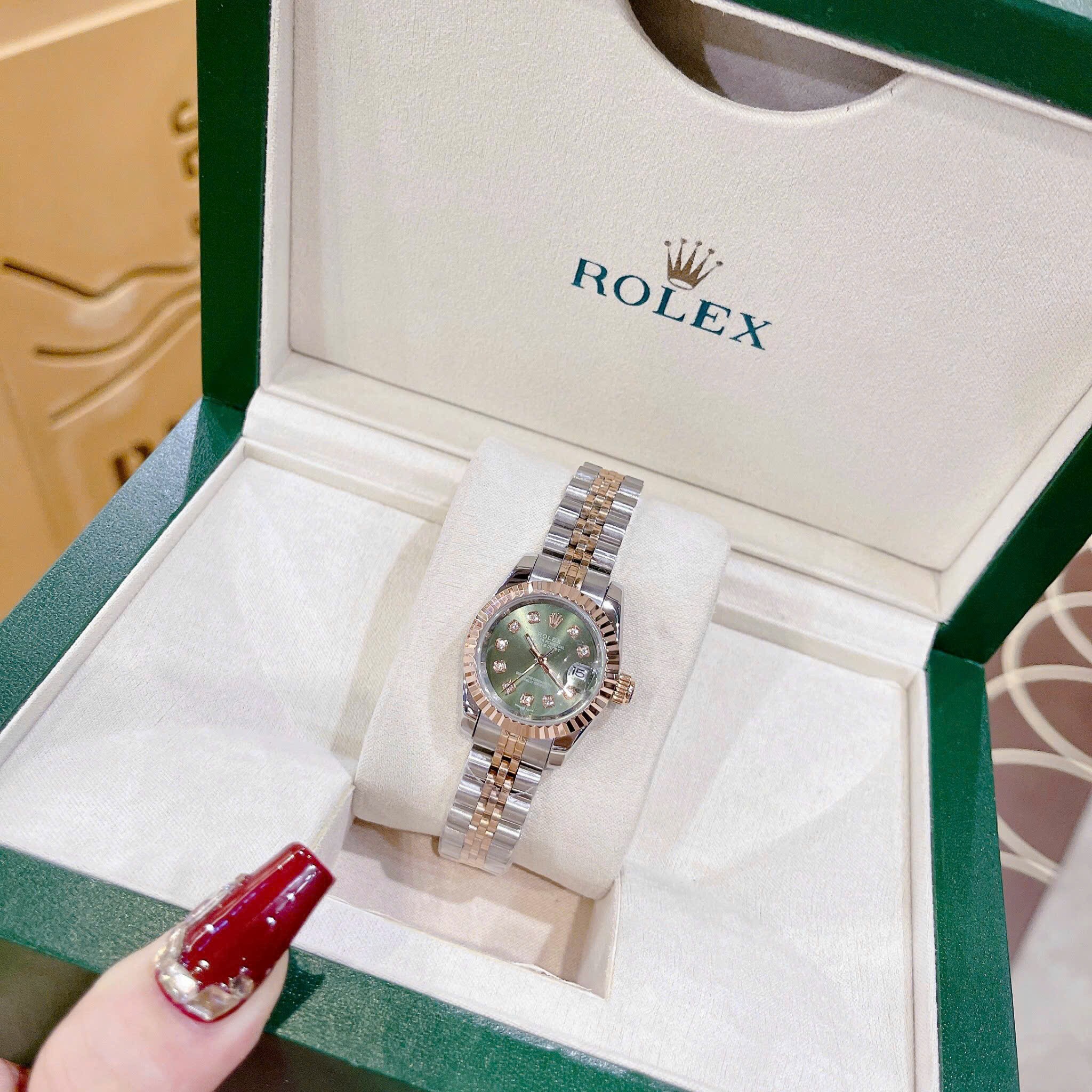 Đồng Hồ Rolex Date Just |Nữ Giới |Mặt Xanh Rêu |Niềng Khía |Dây Kim Loại Demi |Máy Pin (Máy Quartz) |Size 28mm |donghogiatot.vn