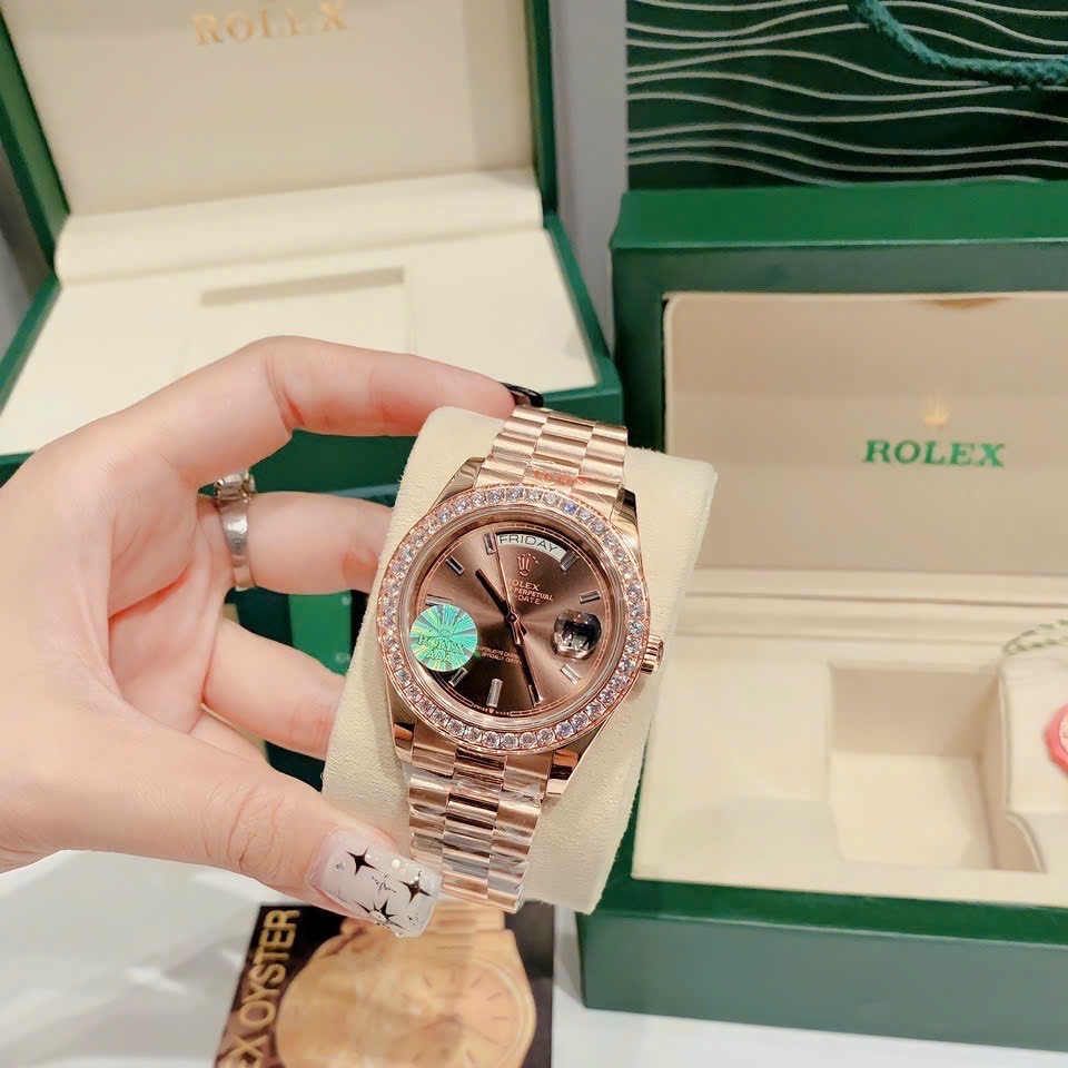 Đồng Hồ Rolex 2 Lịch |Nam Giới |Mặt Nâu |Đính Đá |Dây Kim Loại Rose Gold |Máy Cơ (Automatic) |Size 41mm |donghogiatot.vn