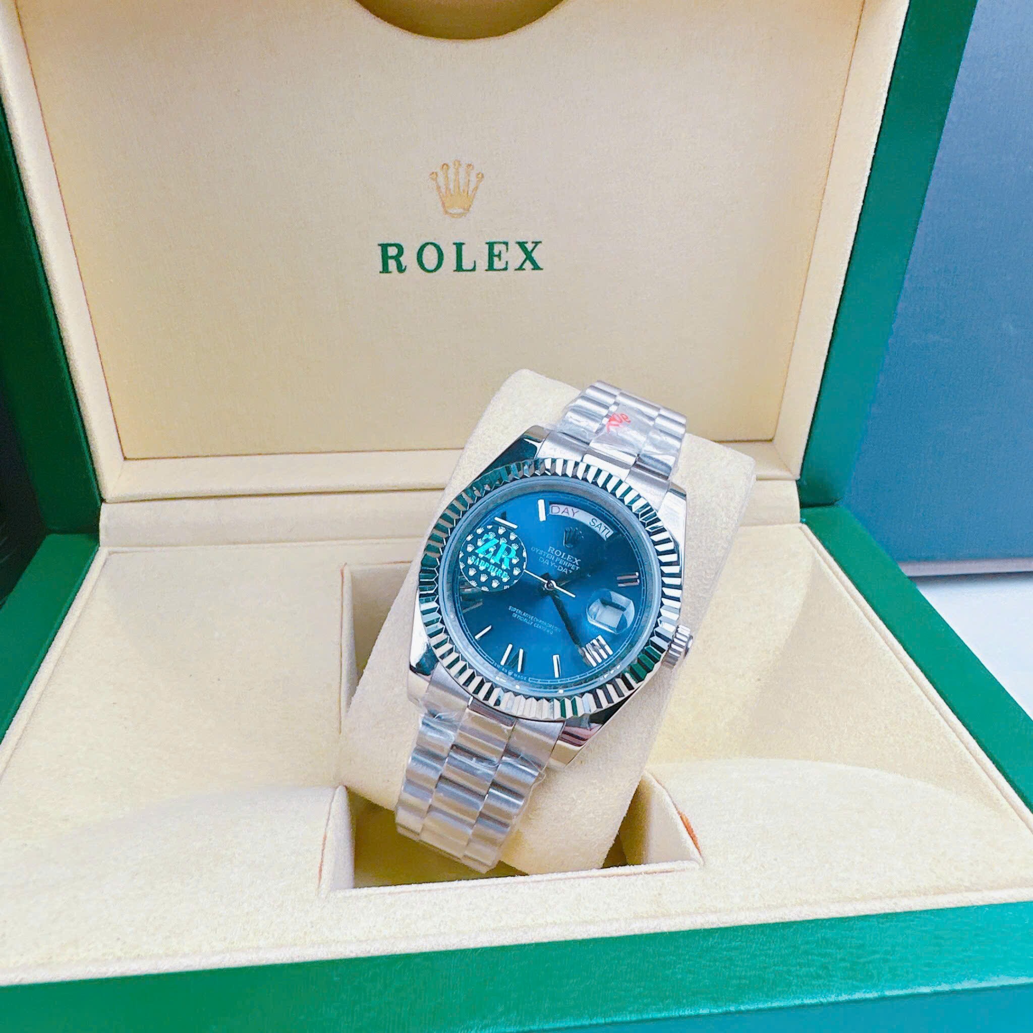 Đồng Hồ Rolex 2 Lịch |Nam Giới |Mặt Số La Mã |Xanh Dương |Niềng Khía |Dây Kim Loại |Máy Cơ (Automatic) |Size 41mm |donghogiatot.vn