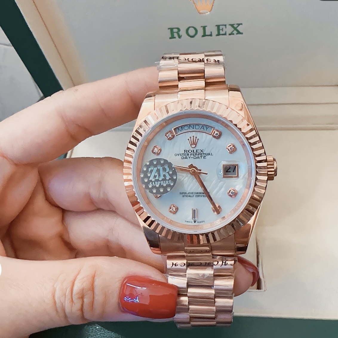 Đồng Hồ Rolex 2 Lịch |Nam Giới |Mặt Trắng |Niềng Khía |Dây Kim Loại Rose Gold |Máy Cơ (Automatic) |Size 41mm |donghogiatot.vn