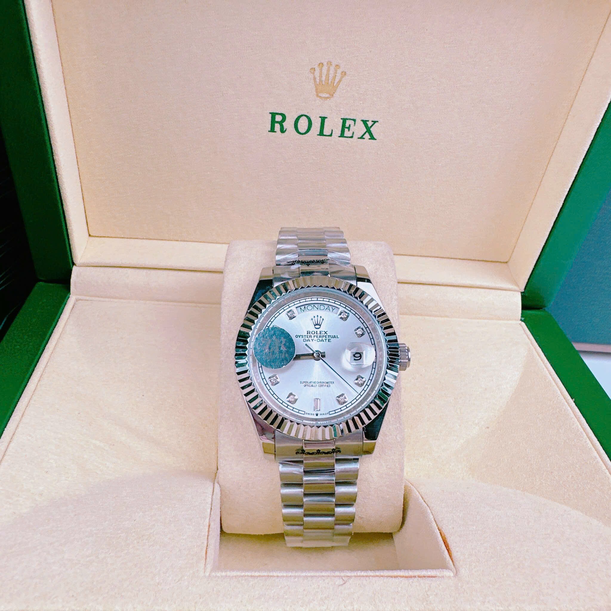 Đồng Hồ Rolex 2 Lịch |Nam Giới |Mặt Trắng |Niềng Khía |Dây Kim Loại |Máy cơ (Automatic) |Size 41mm |donghogiatot.vn