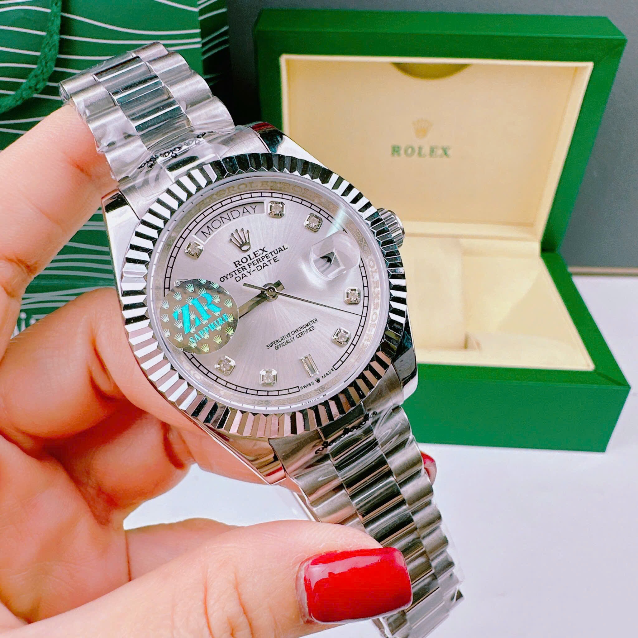 Đồng Hồ Rolex 2 Lịch |Nam Giới |Mặt Trắng |Niềng Khía |Dây Kim Loại |Máy cơ (Automatic) |Size 41mm |donghogiatot.vn