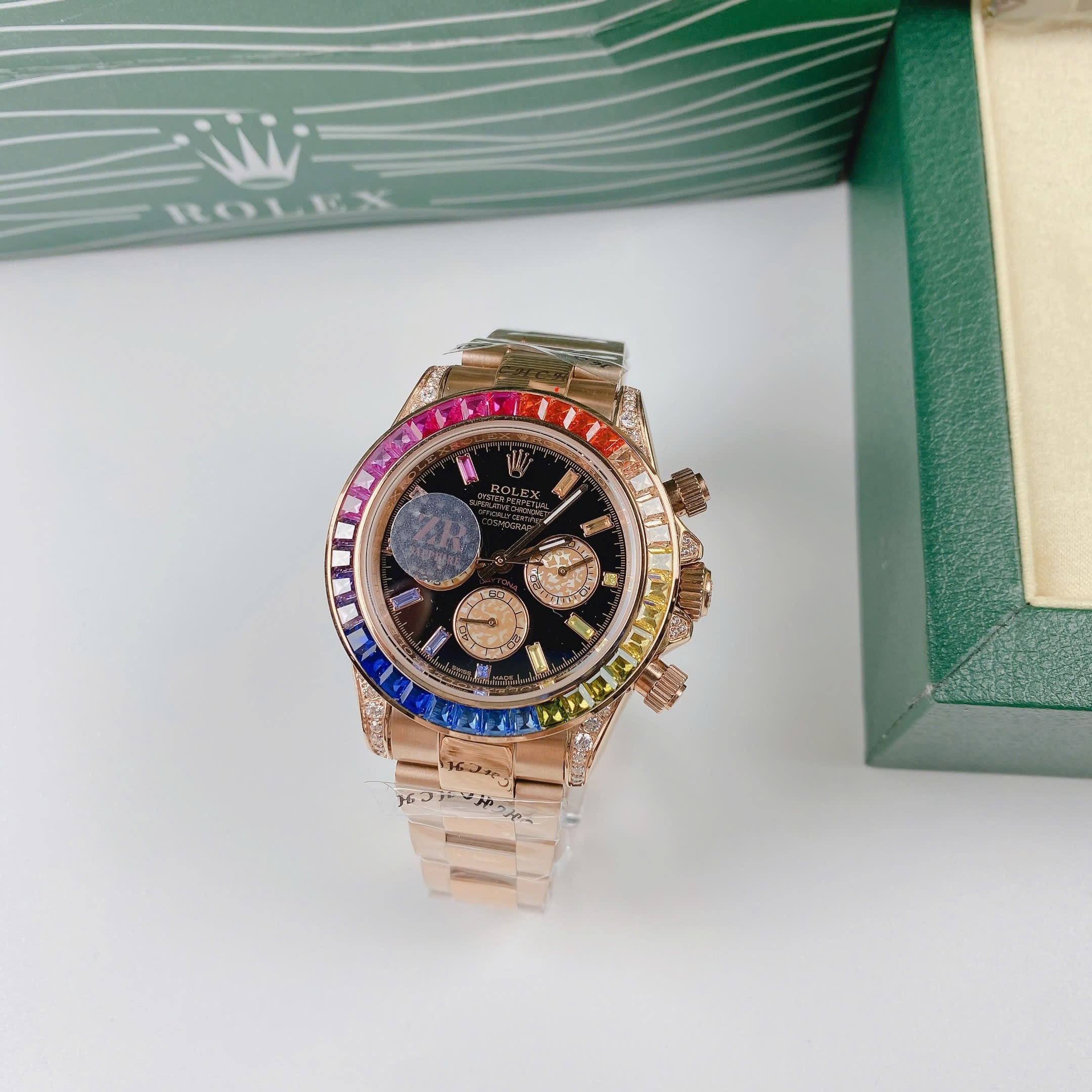 Đồng Hồ Rolex Daytona Rainbow |Nam Giới |Đính Đá |Dây Kim Loại Rose Gold |Máy Cơ (Automatic) |Size 40mm |donghogiatot.vn