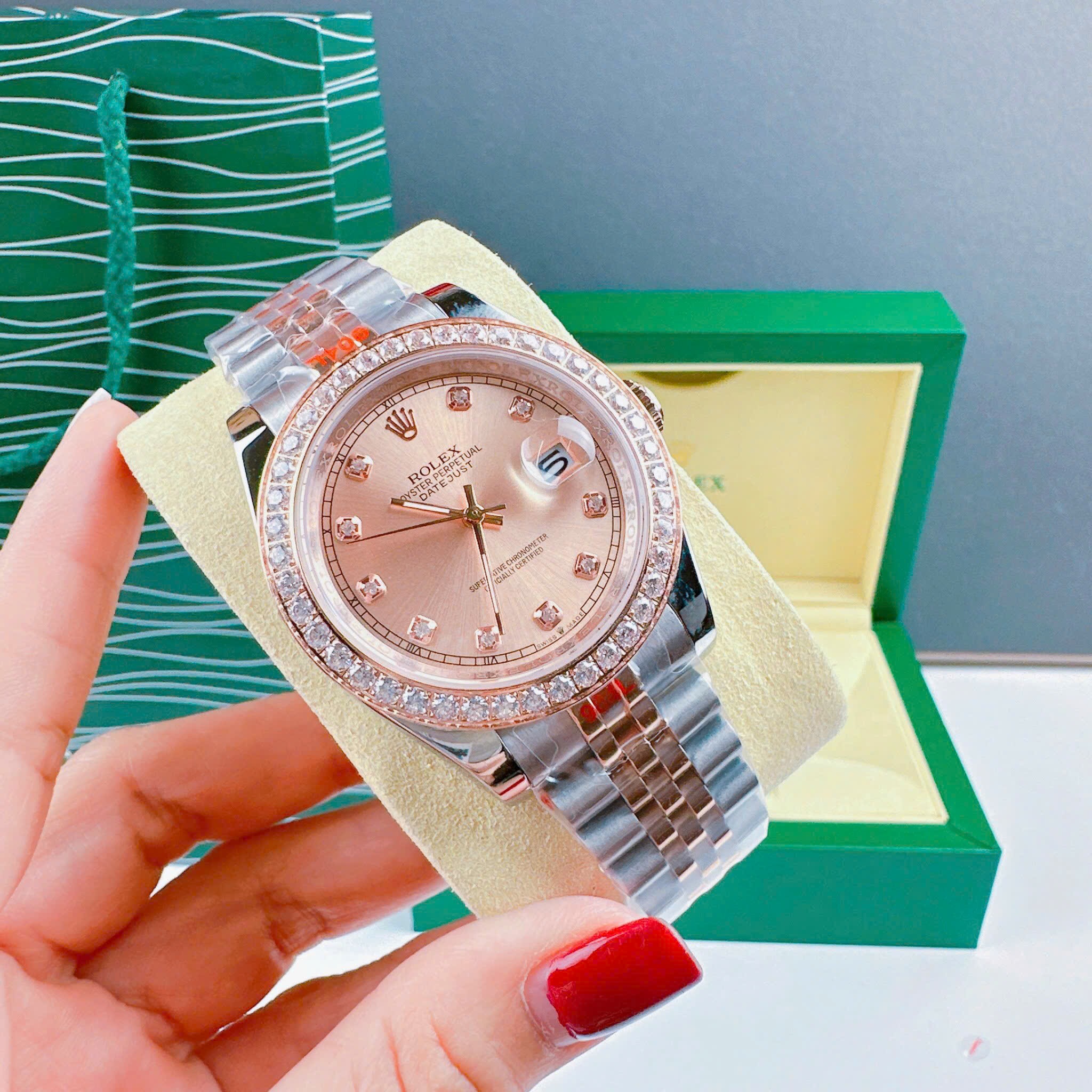 Đồng Hồ Rolex Đính Đá |Nam Giới |Mặt Hồng |Dây Kim Loại Demi Rose |Máy Pin (Máy Quartz) |Size 41mm |donghogiatot.vn