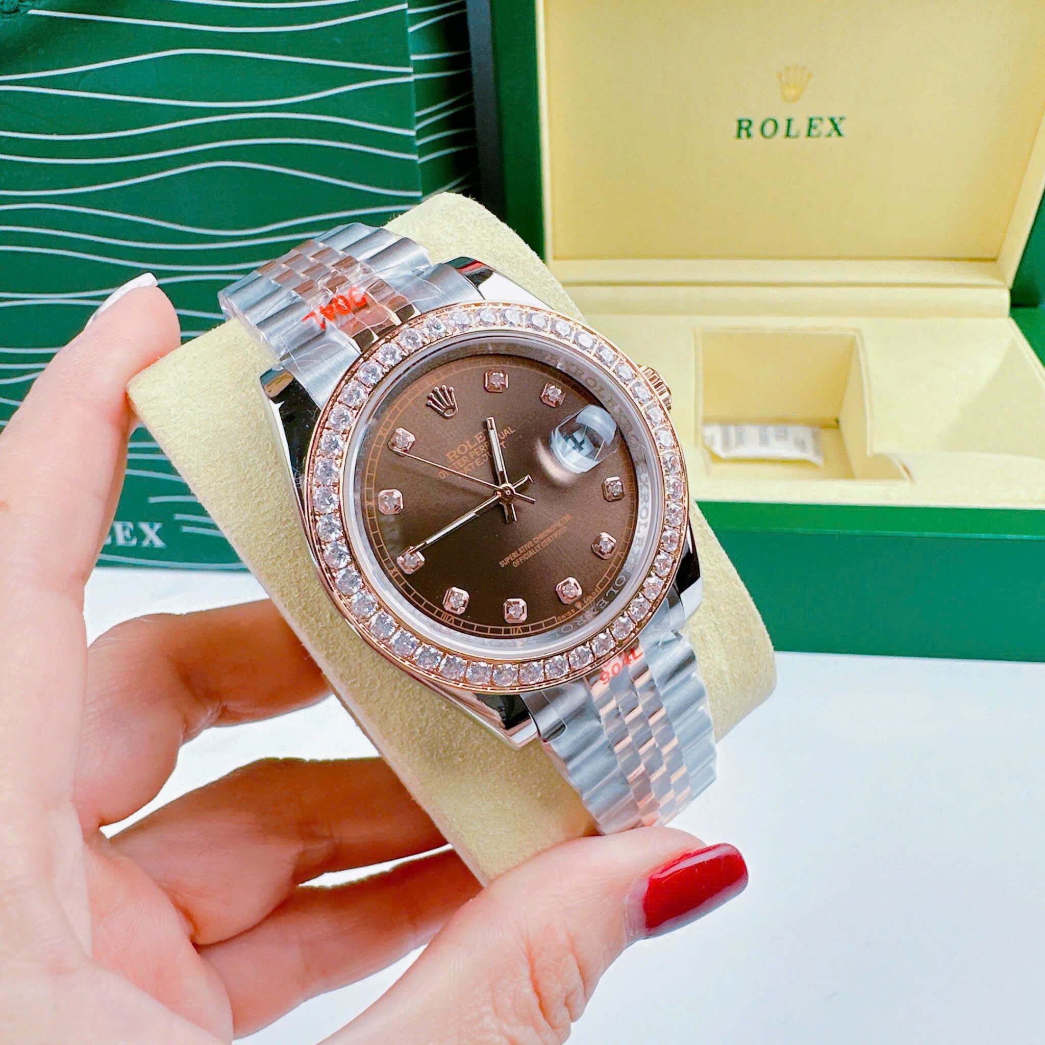 Đồng Hồ Rolex Đính Đá |Nam Giới |Mặt Nâu |Dây Kim Loại Demi Rose |Máy Pin (Máy Quartz) |Size 41mm |donghogiatot.vn