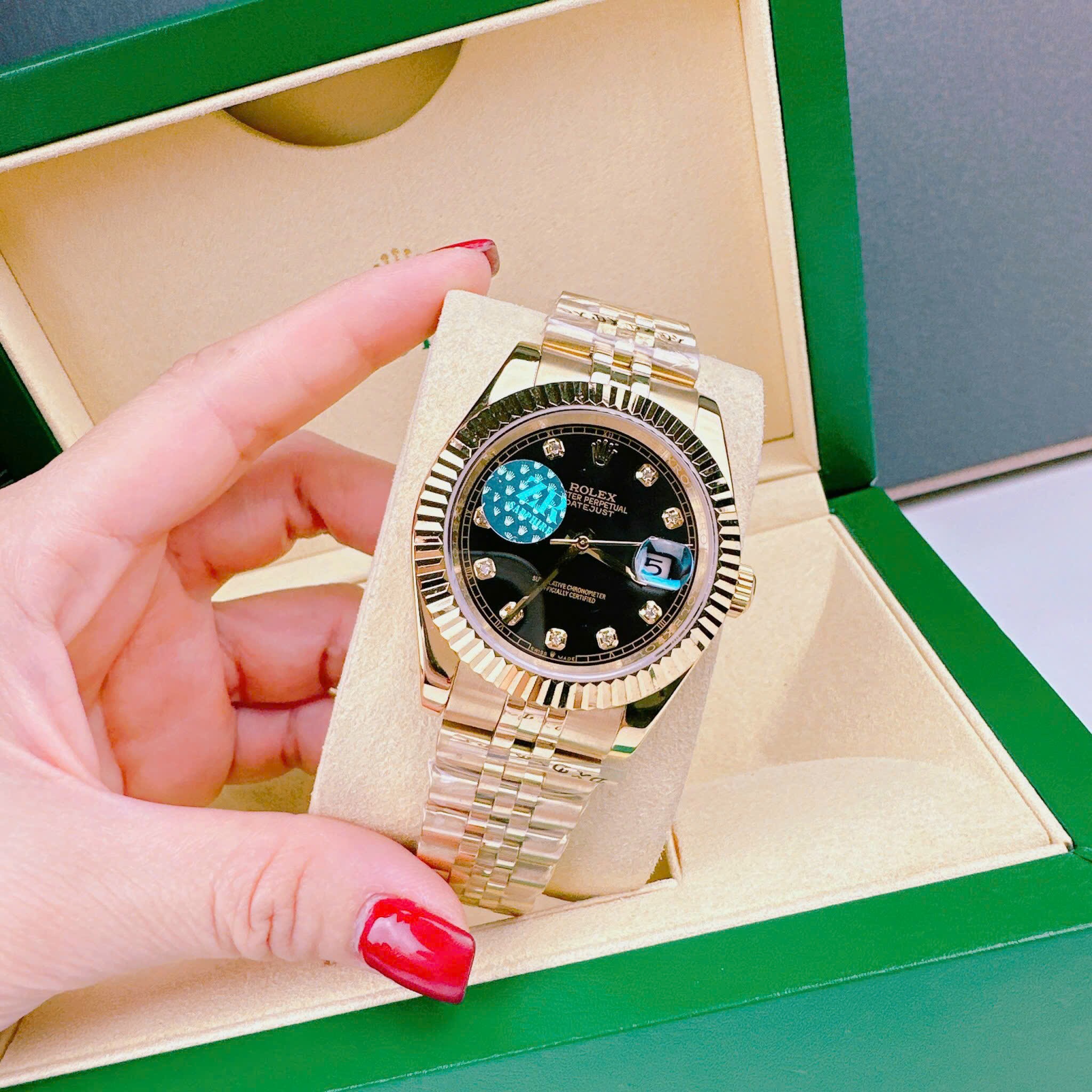 Đồng Hồ Rolex Niềng Khía |Nam Giới |Mặt Đen |Dây Kim Loại Vàng Gold |Máy Cơ (Automatic) |Size 41mm |donghogiatot.vn