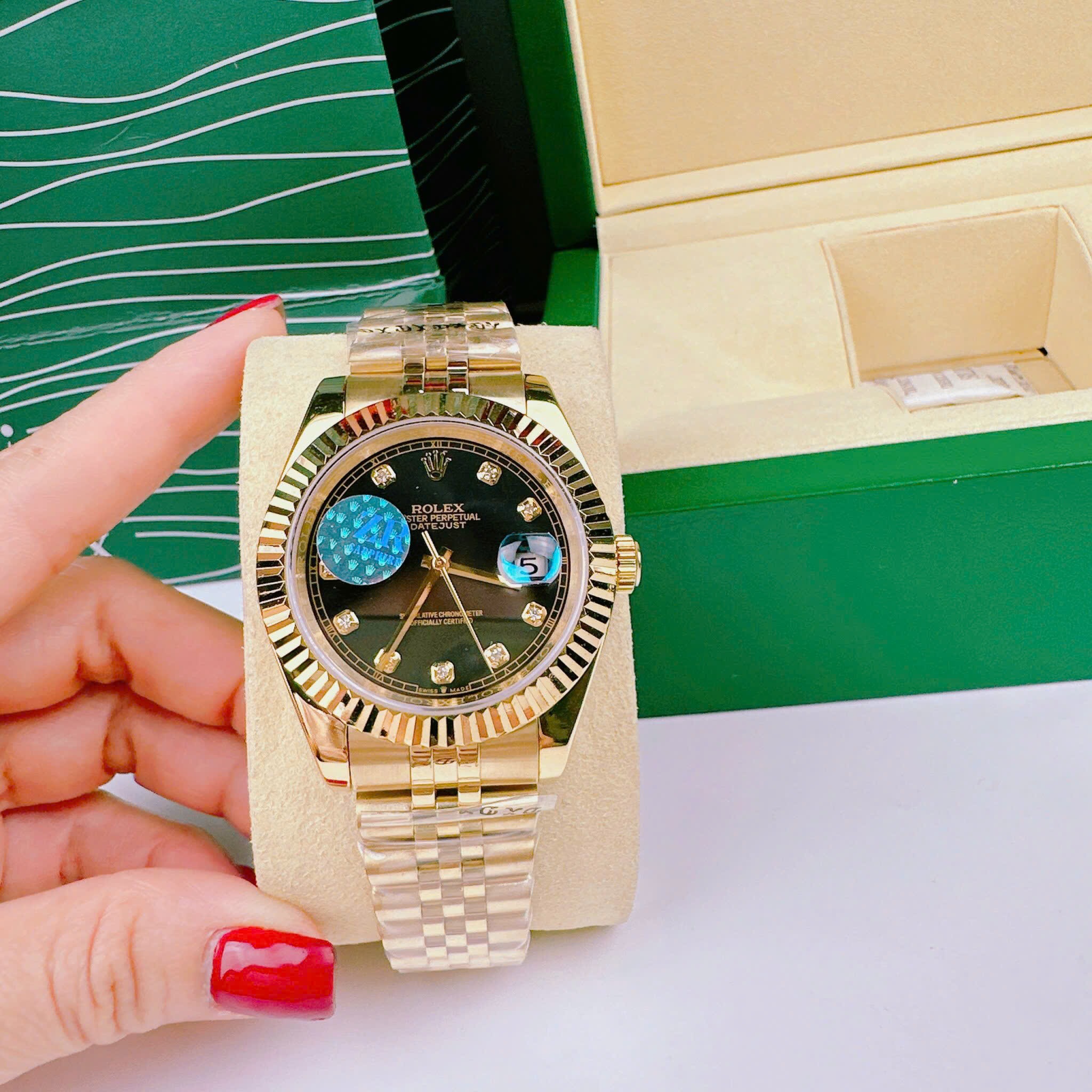 Đồng Hồ Rolex Niềng Khía |Nam Giới |Mặt Đen |Dây Kim Loại Vàng Gold |Máy Cơ (Automatic) |Size 41mm |donghogiatot.vn