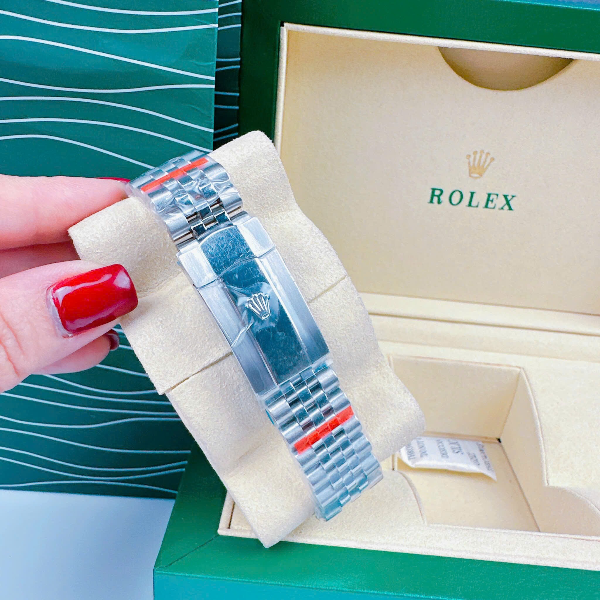 Đồng Hồ Rolex Niềng Khía |Nam Giới |Mặt Trắng |Dây Kim Loại Silver |Máy Cơ (Automatic) |Size 41mm |donghogiatot.vn