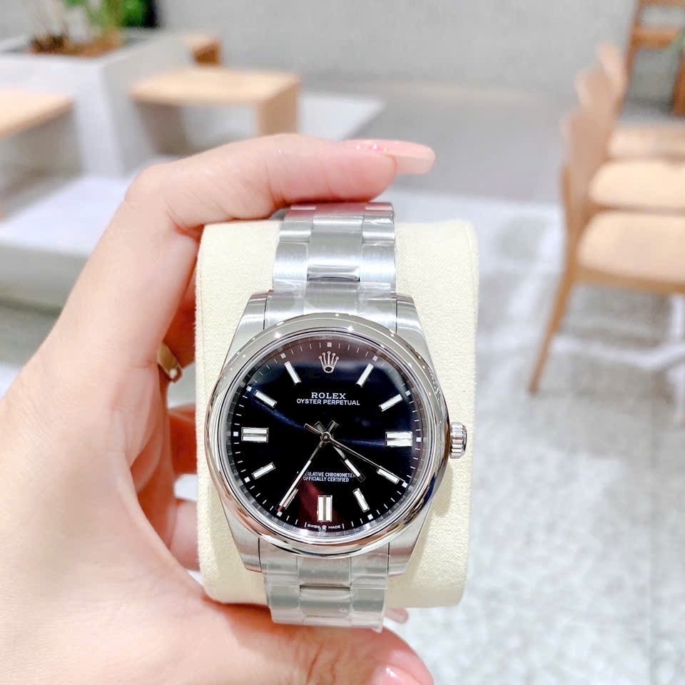 Đồng Hồ Rolex Oyster Perpetual |Nam Giới |Mặt Đen |Dây Kim Loại Silver |Máy Cơ (Automatic) |Size 41mm |donghogiatot.vn