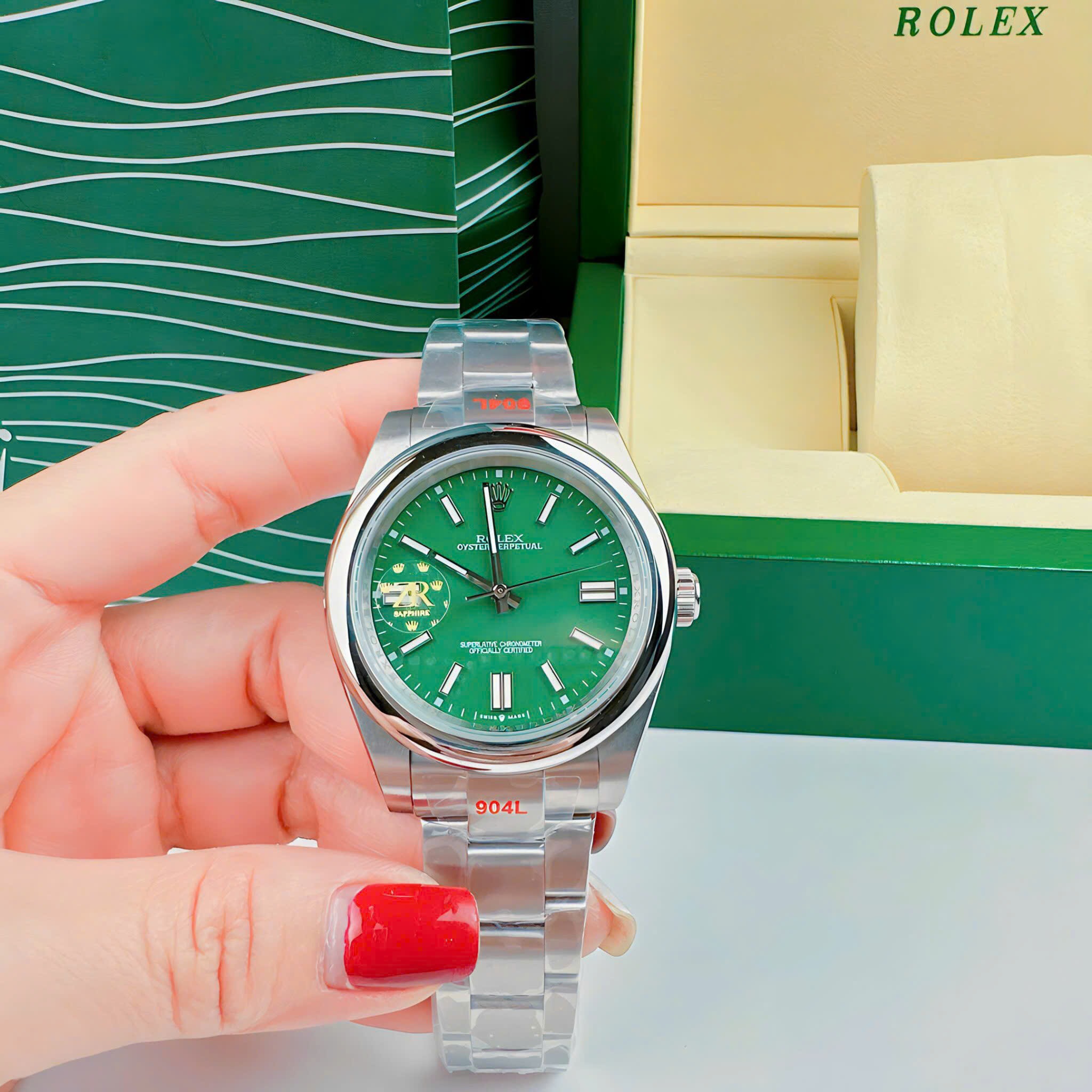 Đồng Hồ Rolex Oyster Perpetual |Nam Giới |Mặt Xanh Lá |Dây Kim Loại Silver |Máy Cơ (Automatic) |Size 41mm |donghogiatot.vn