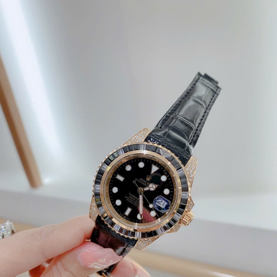 Đồng Hồ Rolex Submariner |Nam Giới |Đính Đá Vàng Gold |Dây Da Đen |Máy Cơ (Automatic) |Size 41mm |donghogiatot.vn