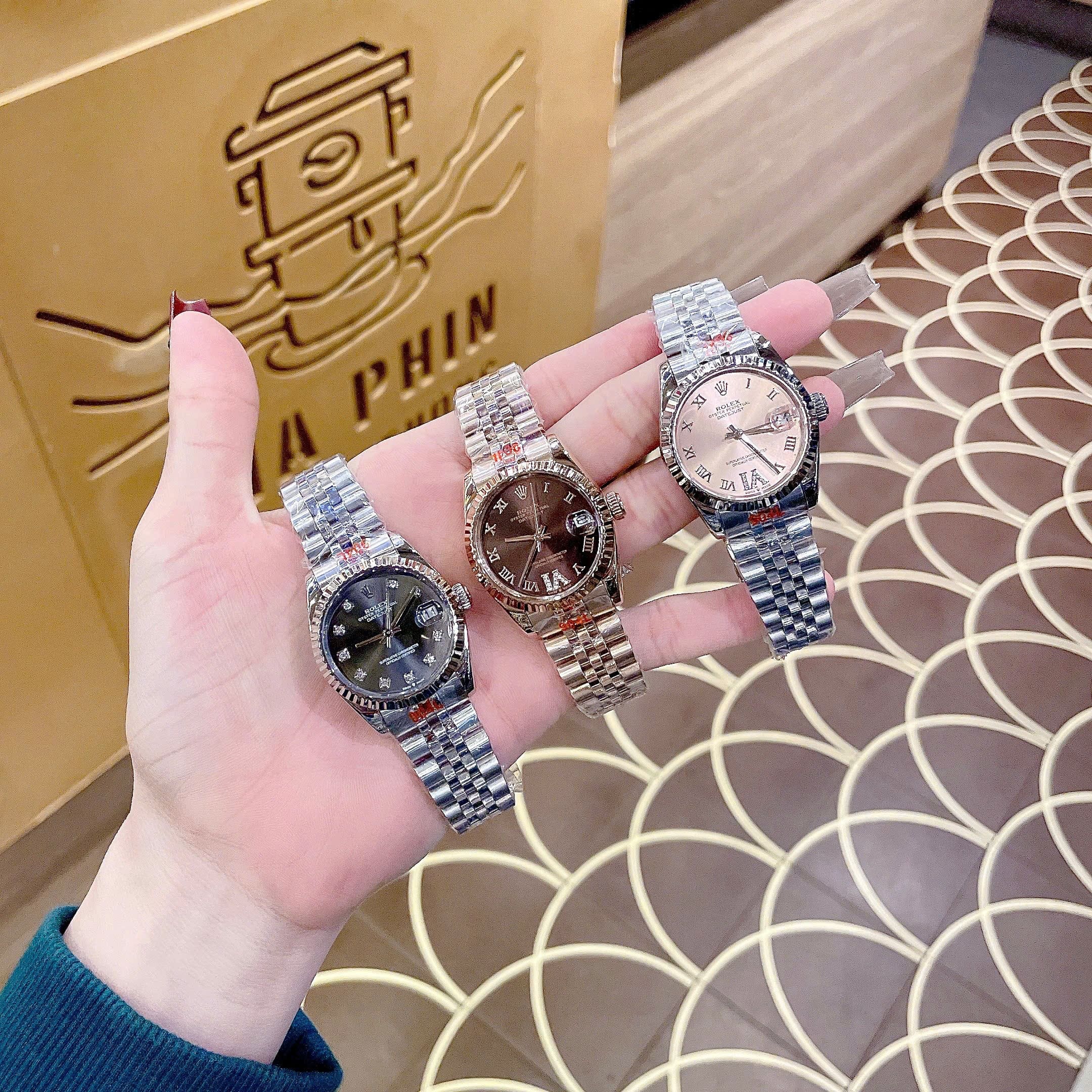 Đồng Hồ Rolex Mặt Số La Mã |Nữ Giới |Nâu |Niềng Khía |Dây Kim Loại Rose Gold |Máy Pin (Máy Quartz) |Size 31mm |donghogiatot.vn