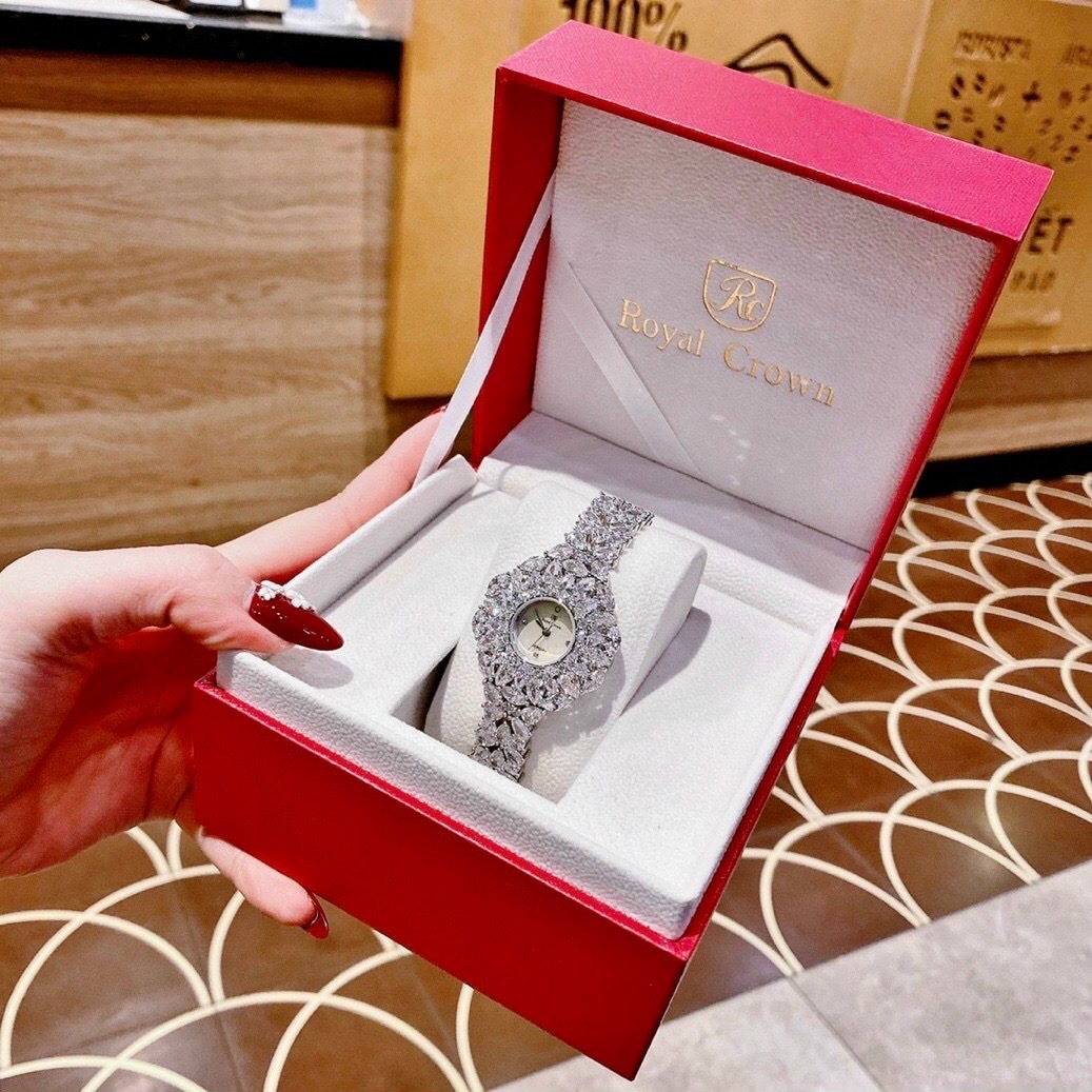 Đồng Hồ Royal Crown Đính Đá Trắng |Nữ Giới |Tựa Bông Hoa |Lắc Tay Silver |Máy Pin (Quartz) |Size 36mm |donghogiatot.vn