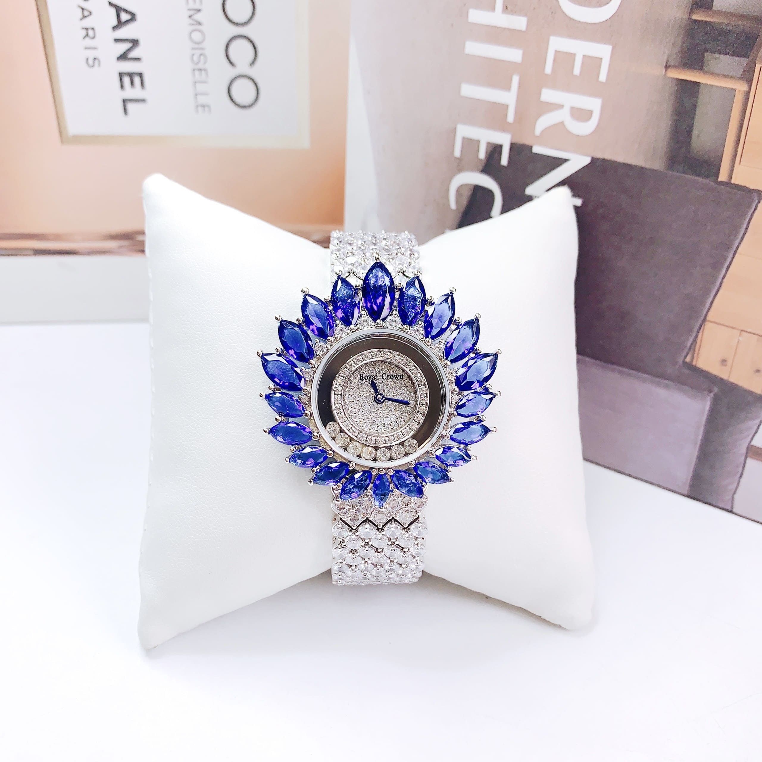 Đồng Hồ Royal Crown Đính Pha Lê Xanh Dương |Nữ Giới |Dây Kim Loại Đính Đá |Máy Pin (Quartz) |Size 38mm |donghogiatot.vn
