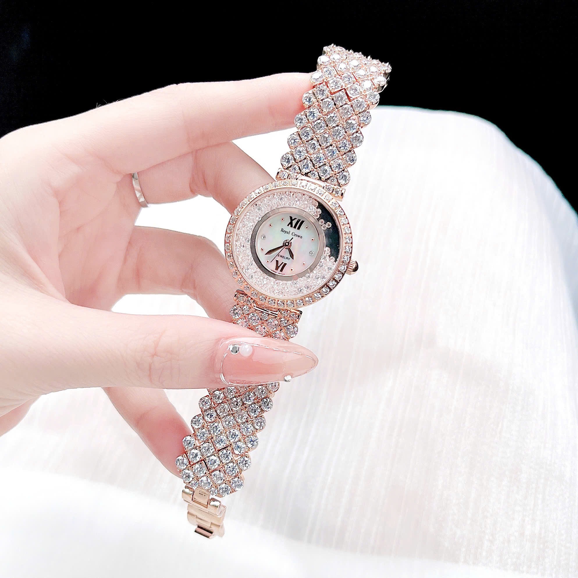 Đồng Hồ Royal Crown Full Đá Rơi |Nữ Giới |Dây Kim Loại Rose Gold |Máy Pin (Quartz) |Size 34mm |donghogiatot.vn