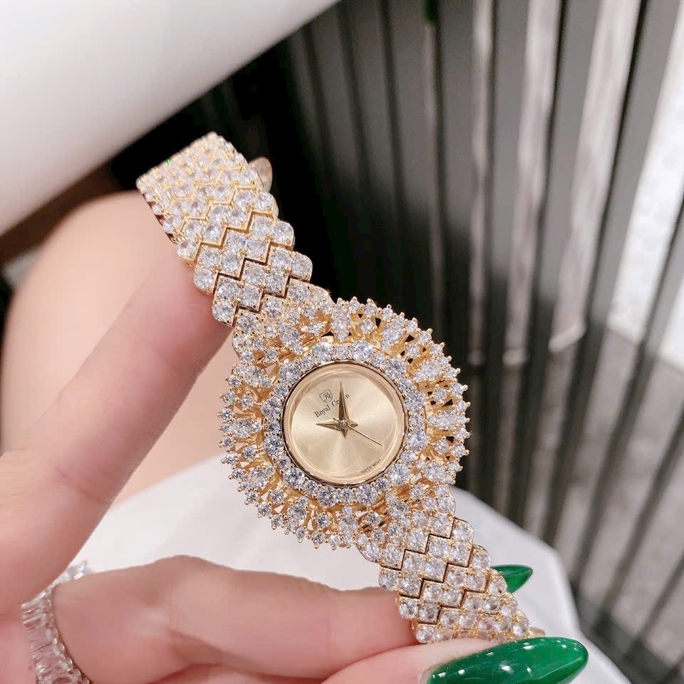 Đồng Hồ Royal Crown Hoa Tuyết |Nữ Giới |Mặt Xà Cừ Vàng |Dây Kim Loại Vàng Gold |Máy Pin (Quartz) |Size 36mm |donghogiatot.vn