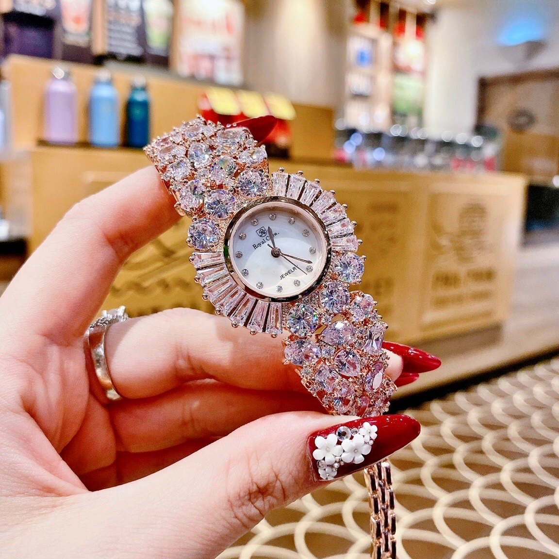 Đồng Hồ Royal Crown Full Đá Swarovski |Nữ Giới |Lắc Tay Rose Gold |Máy Pin (Quartz) |Size 36mm |donghogiatot.vn