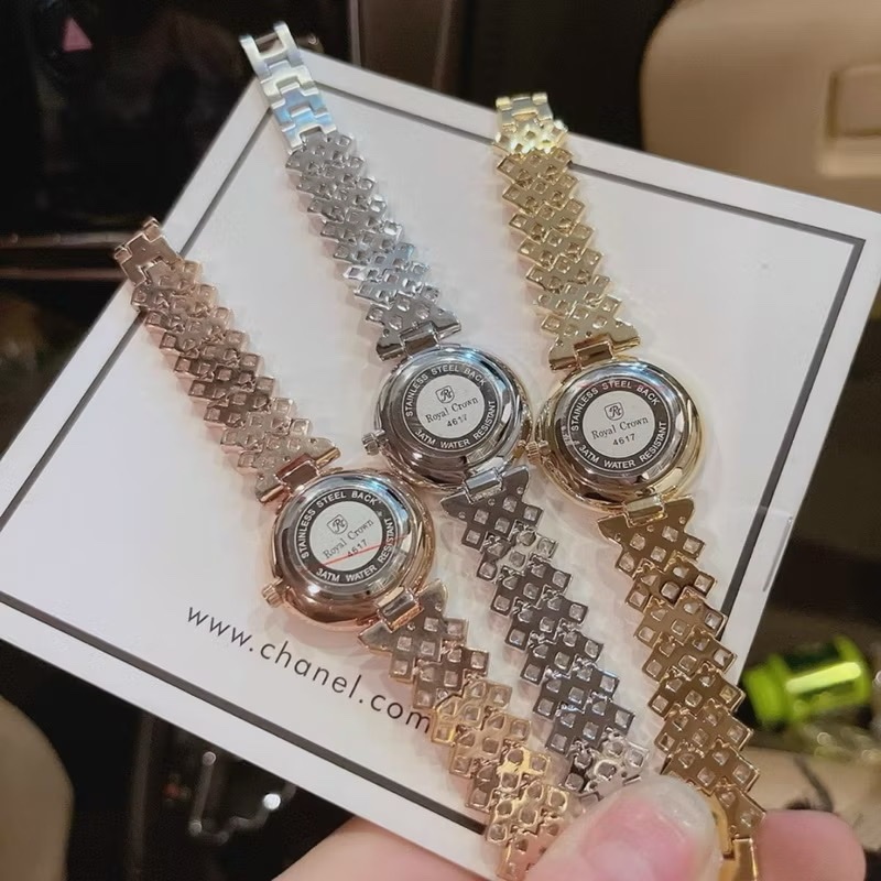 Đồng Hồ Royal Crown Mặt Trắng |Nữ Giới |Rose Gold |Dây Kim Loại Đính Đá |Máy Pin (Quartz) |Size 30mm |donghogiatot.vn