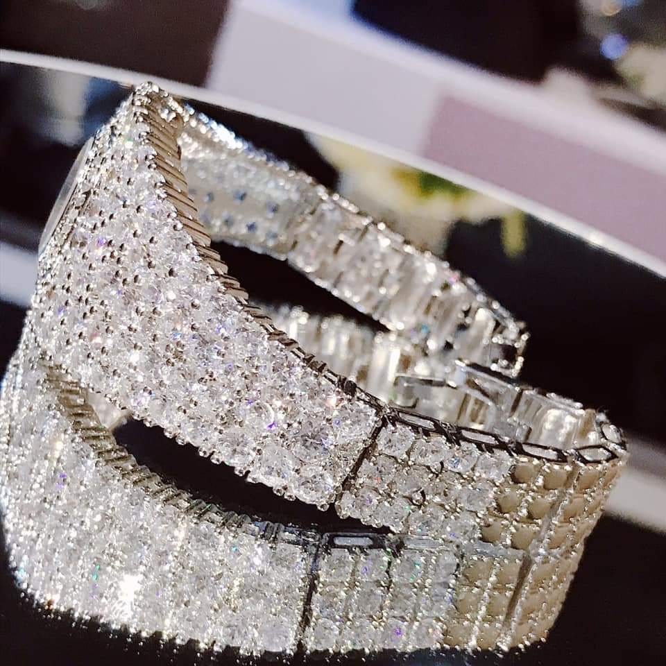Đồng Hồ Royal Crown Mặt Tròn |Nữ Giới |Silver |Vòng Tay Full Đá Swarovski |Máy Pin (Quartz) |Size 34mm |donghogiatot.vn
