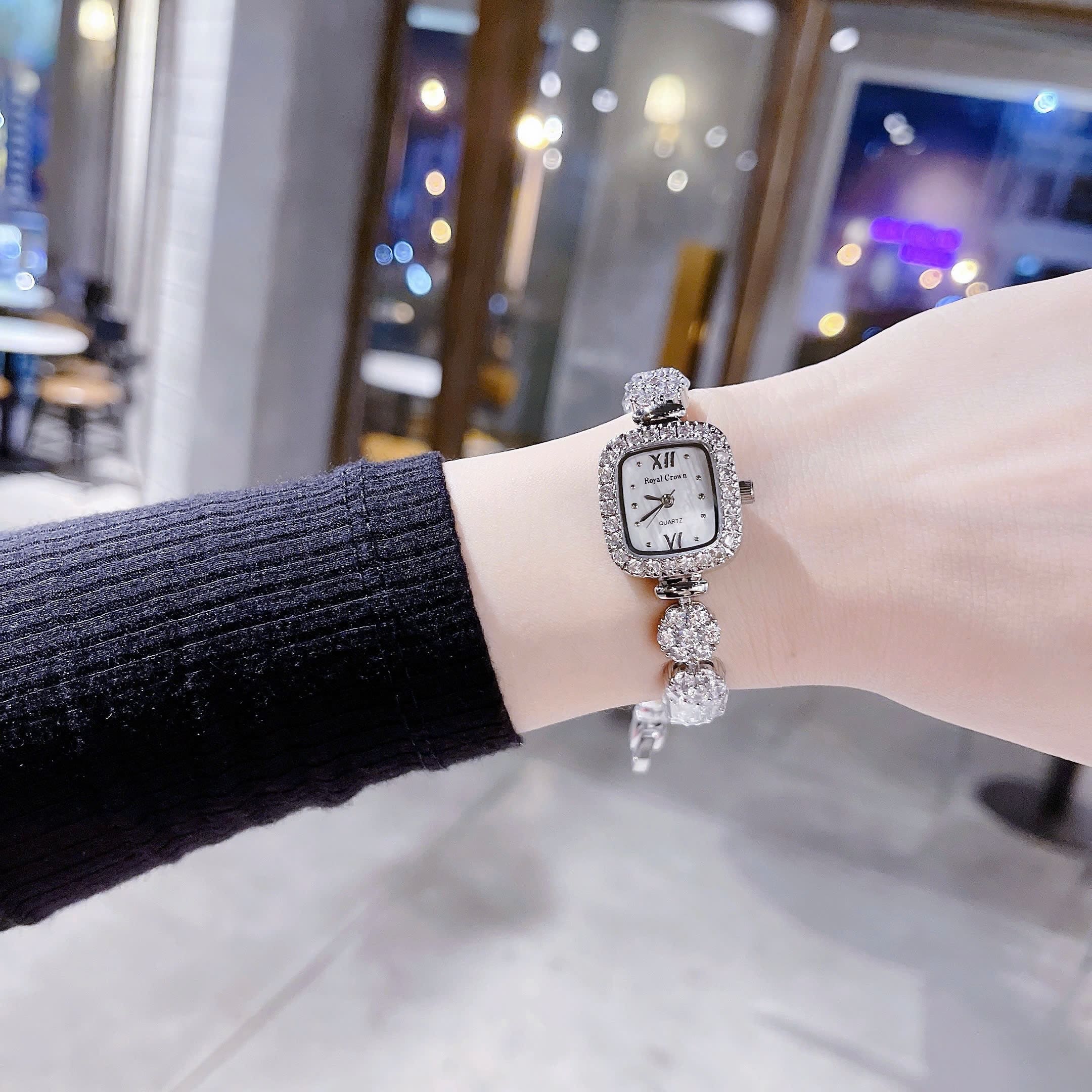 Đồng Hồ Royal Crown Mặt Vuông |Nữ Giới |Silver |Lắc Tay Đính Đá |Máy Pin (Quartz) |Size 24mm |donghogiatot.vn
