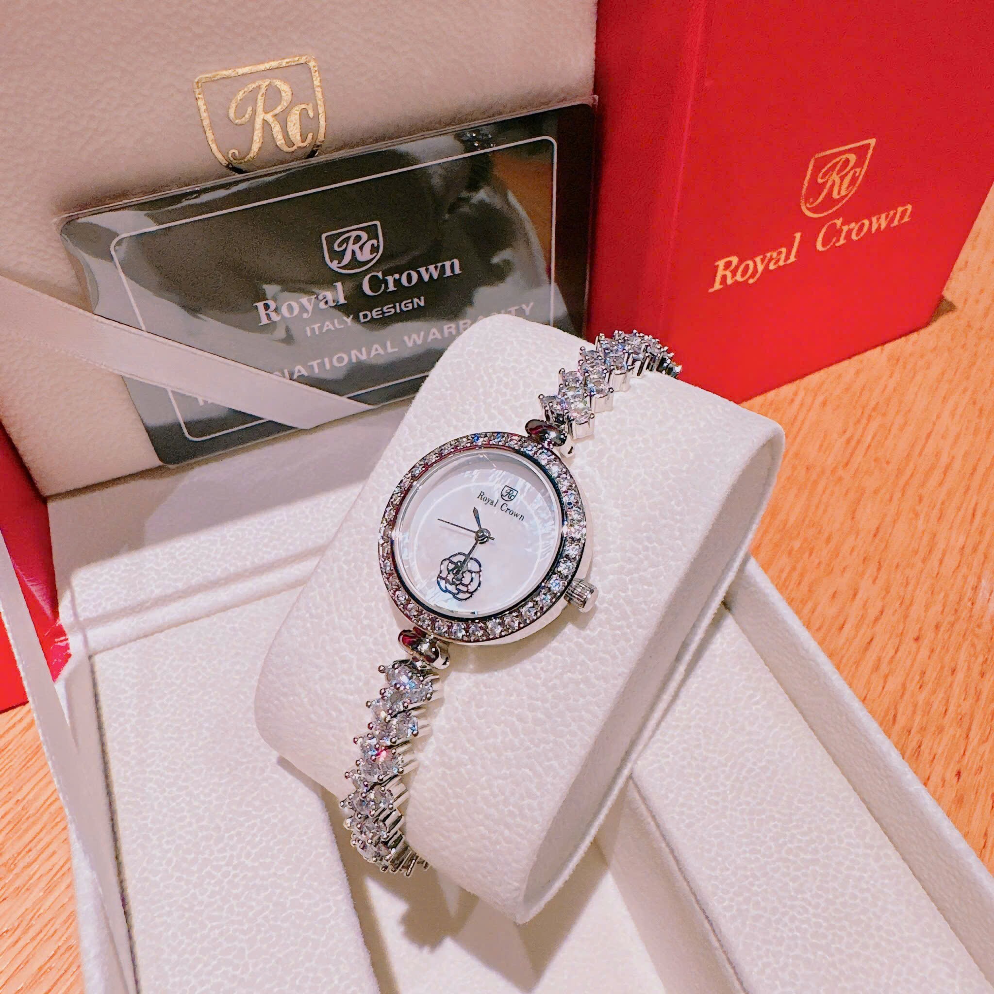 Đồng Hồ Royal Crown Mặt Xà Cừ |Nữ Giới |Đính Hoa |Lắc Tay Trắng Silver |Máy Pin (Quartz) |Size 30mm |donghogiatot.vn