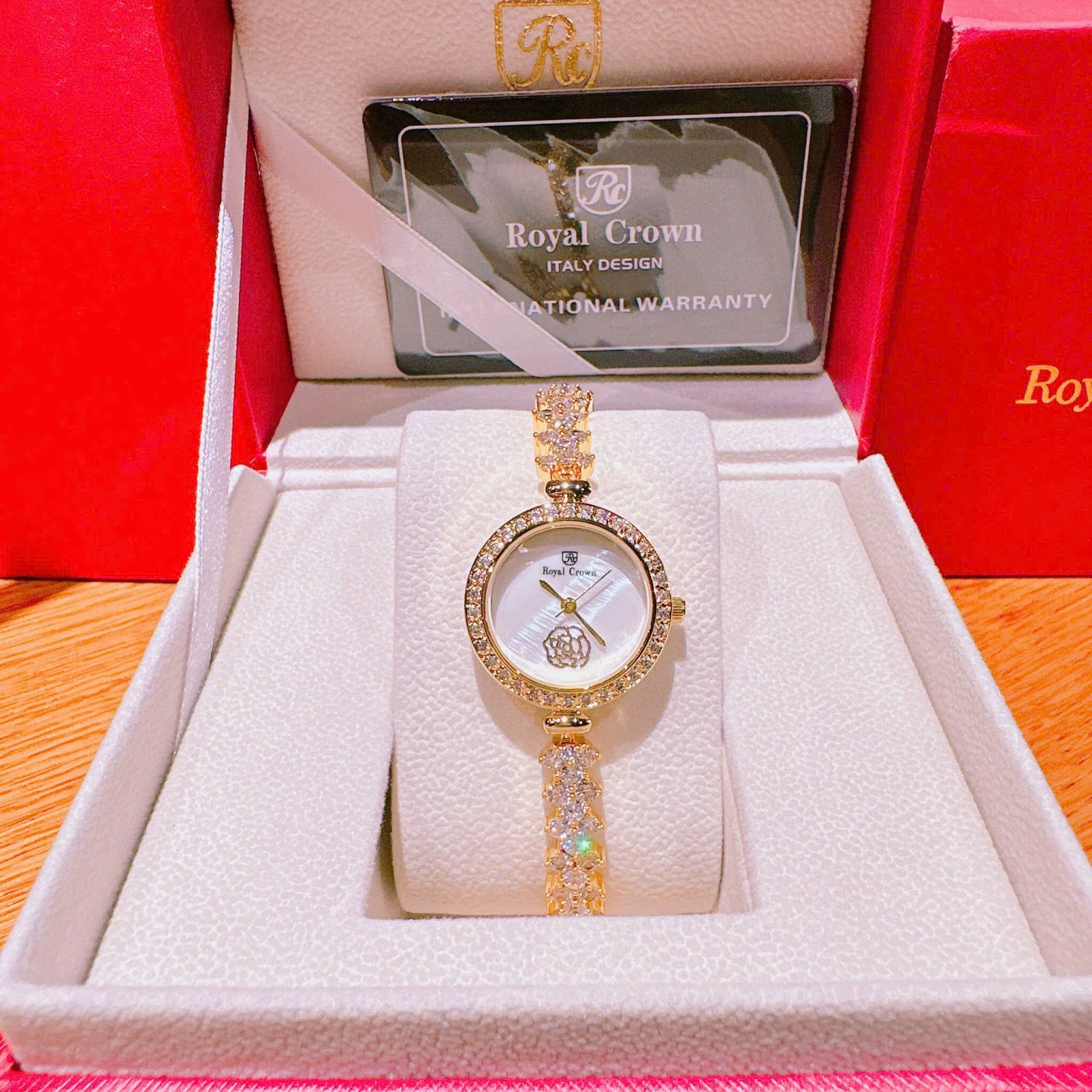 Đồng Hồ Royal Crown Mặt Xà Cừ |Nữ Giới |Đính Hoa |Lắc Tay Vàng Gold |Máy Pin (Quartz) |Size 30mm |donghogiatot.vn