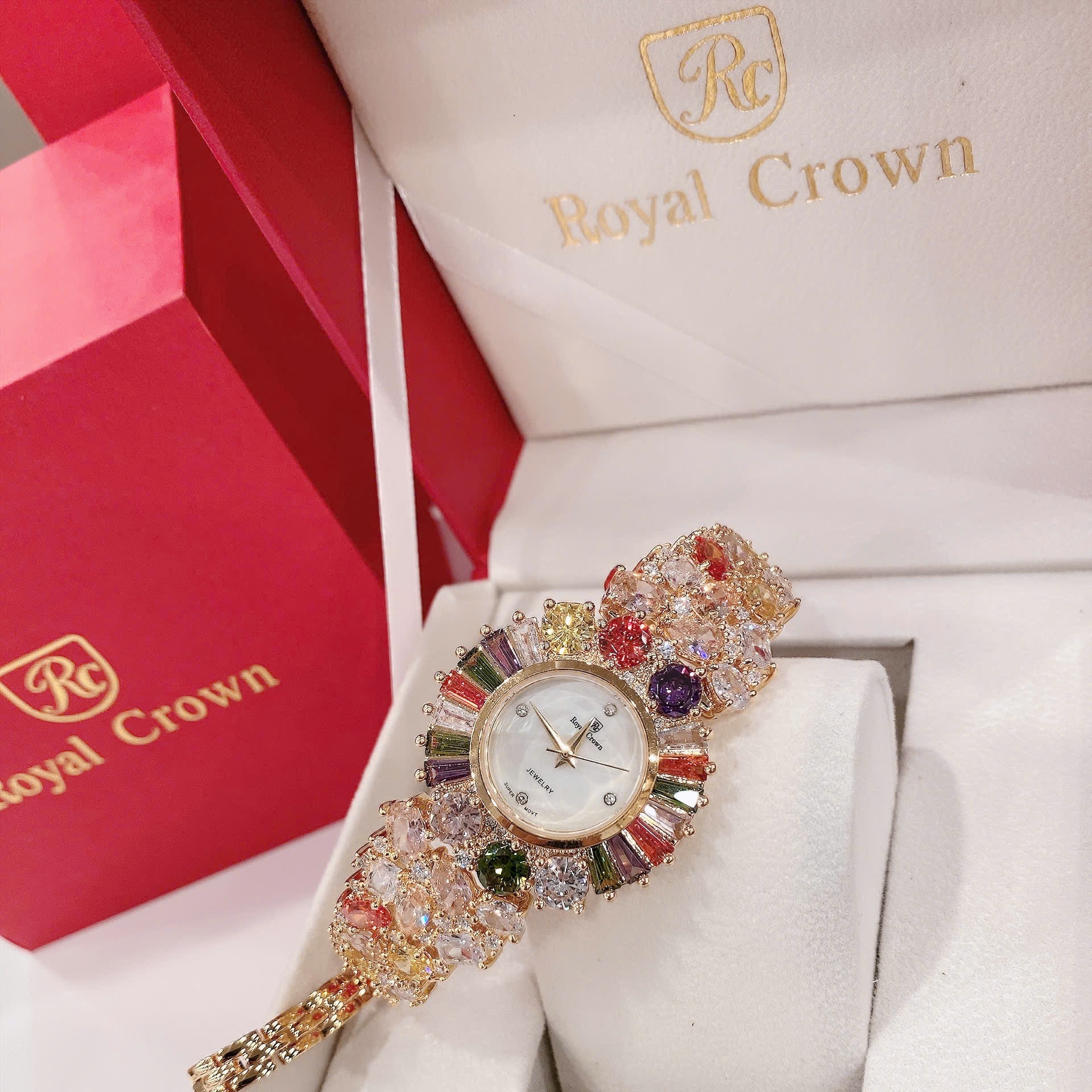 Đồng Hồ Royal Crown Mặt Xà Cừ |Nữ Giới |Đính Pha Lê Nhiều Màu |Lắc Tay Vàng Gold |Máy Pin (Quartz) |Size 34mm |donghogiatot.vn