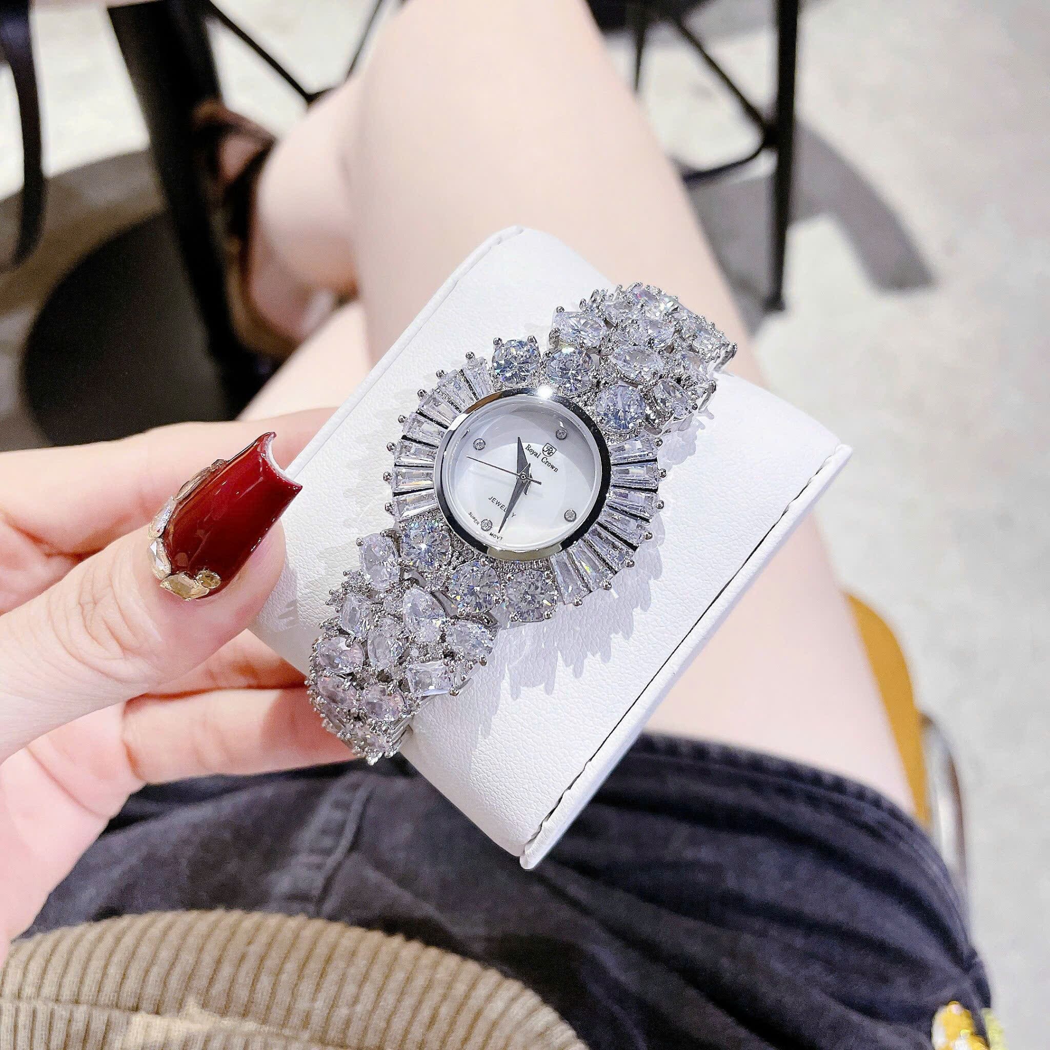 Đồng Hồ Royal Crown Mặt Xà Cừ |Nữ Giới |Đính Pha Lê Trắng |Lắc Tay Silver |Máy Pin (Quartz) |Size 34mm |donghogiatot.vn