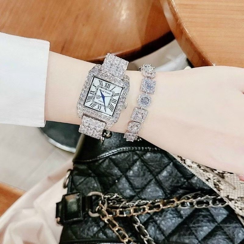 Đồng Hồ Royal Crown Số La Mã |Nữ Giới |Mặt Vuông |Dây Kim Loại Đính Đá |Máy Pin (Quartz) |Size 32mm |donghogiatot.vn