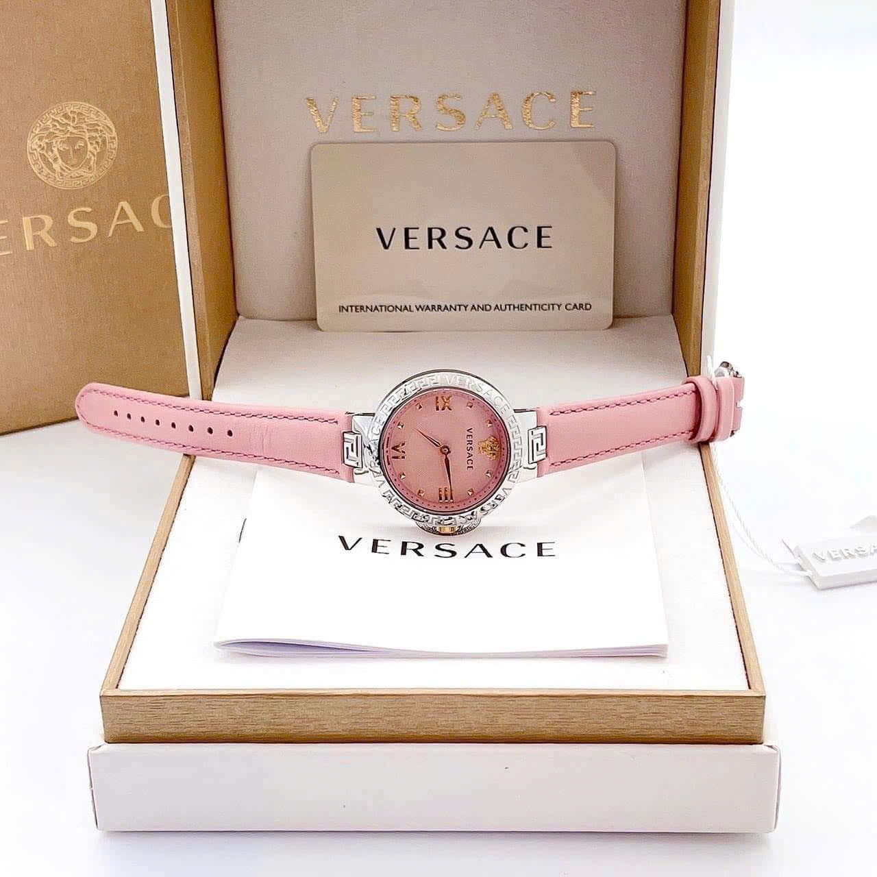 Đồng Hồ Versace Damenuhr Greca |Nữ Giới |Silver |Dây Da Màu Hồng |Máy Pin (Quartz) |Size 36mm |donghogiatot.vn