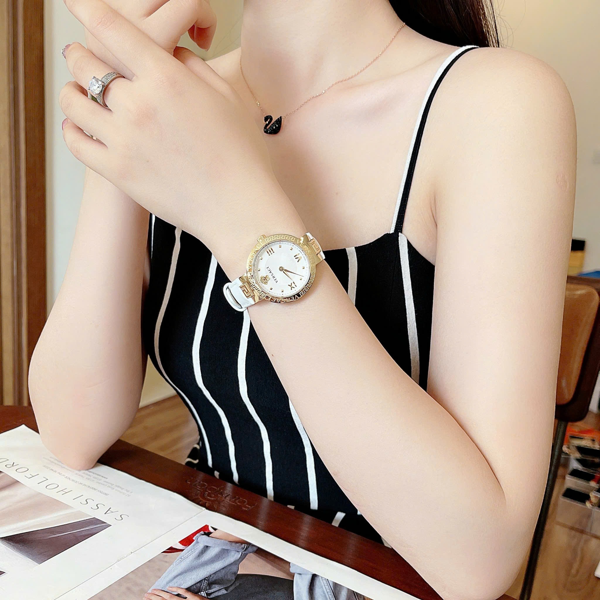 Đồng Hồ Versace Damenuhr Greca |Nữ Giới |Vàng Gold |Dây Da Màu Trắng |Máy Pin (Quartz) |Size 36mm |donghogiatot.vn