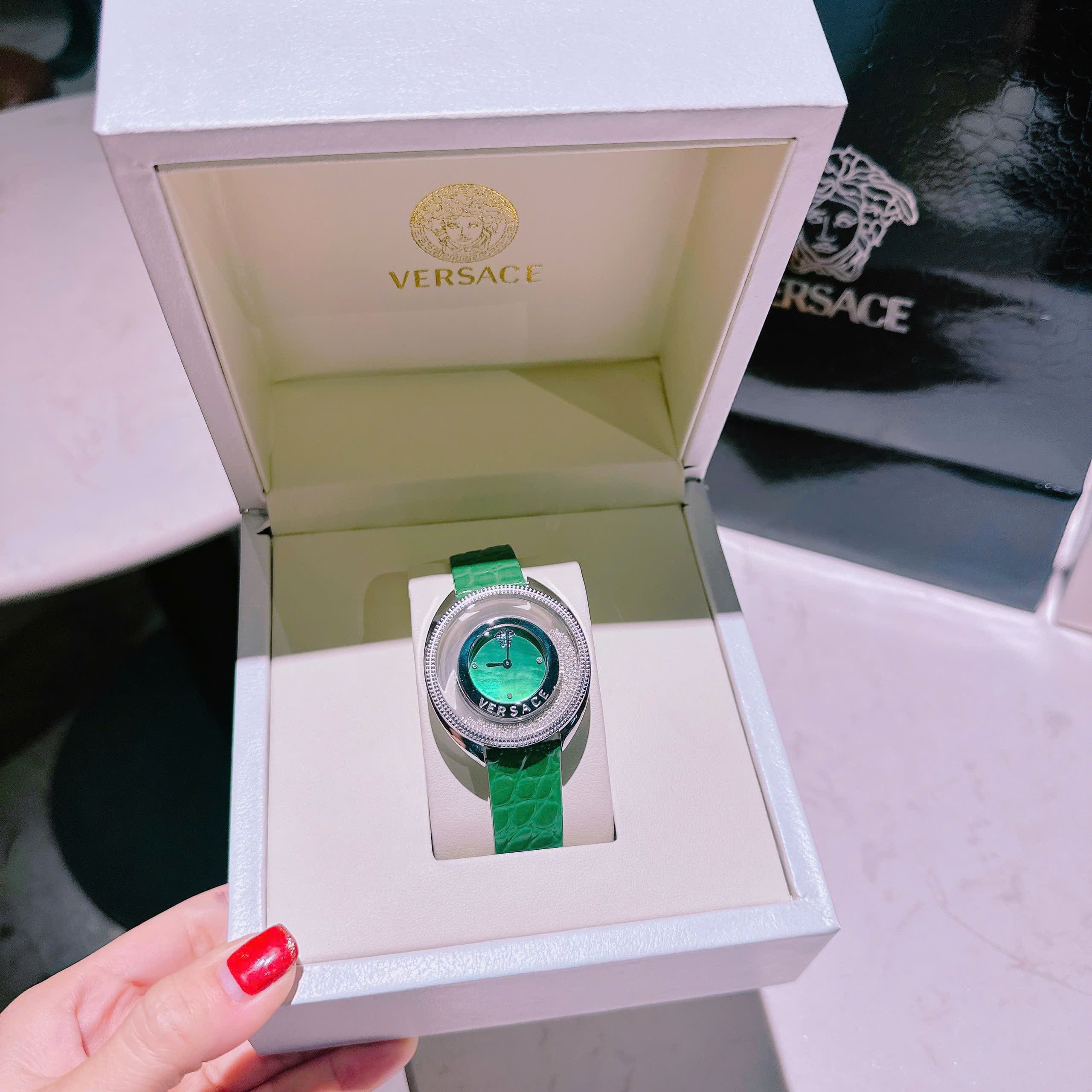 Đồng Hồ Versace Destiny Spirit |Nữ Giới |Trắng Silver |Dây Da Xanh Lá |Máy Pin (Quartz) |Size 36mm |donghogiatot.vn