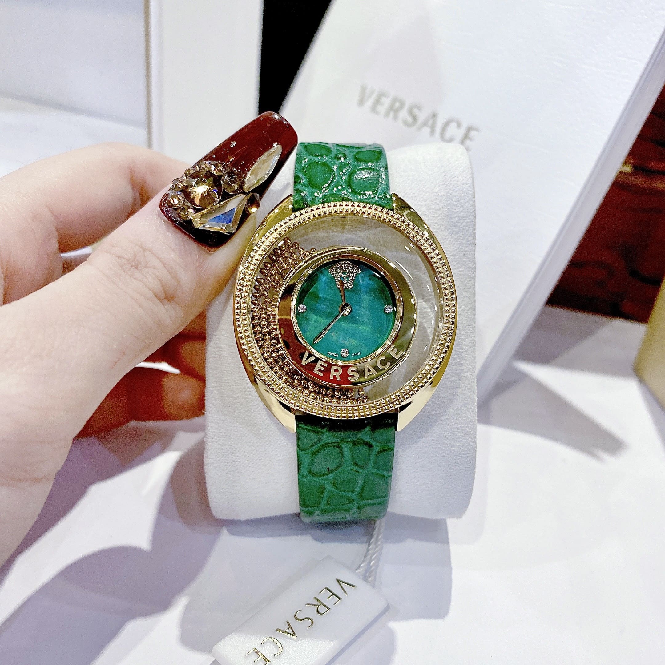 Đồng Hồ Versace Destiny Spirit |Nữ Giới |Vàng Gold |Dây Da Xanh Lá |Máy Pin (Quartz) |Size 36mm |donghogiatot.vn