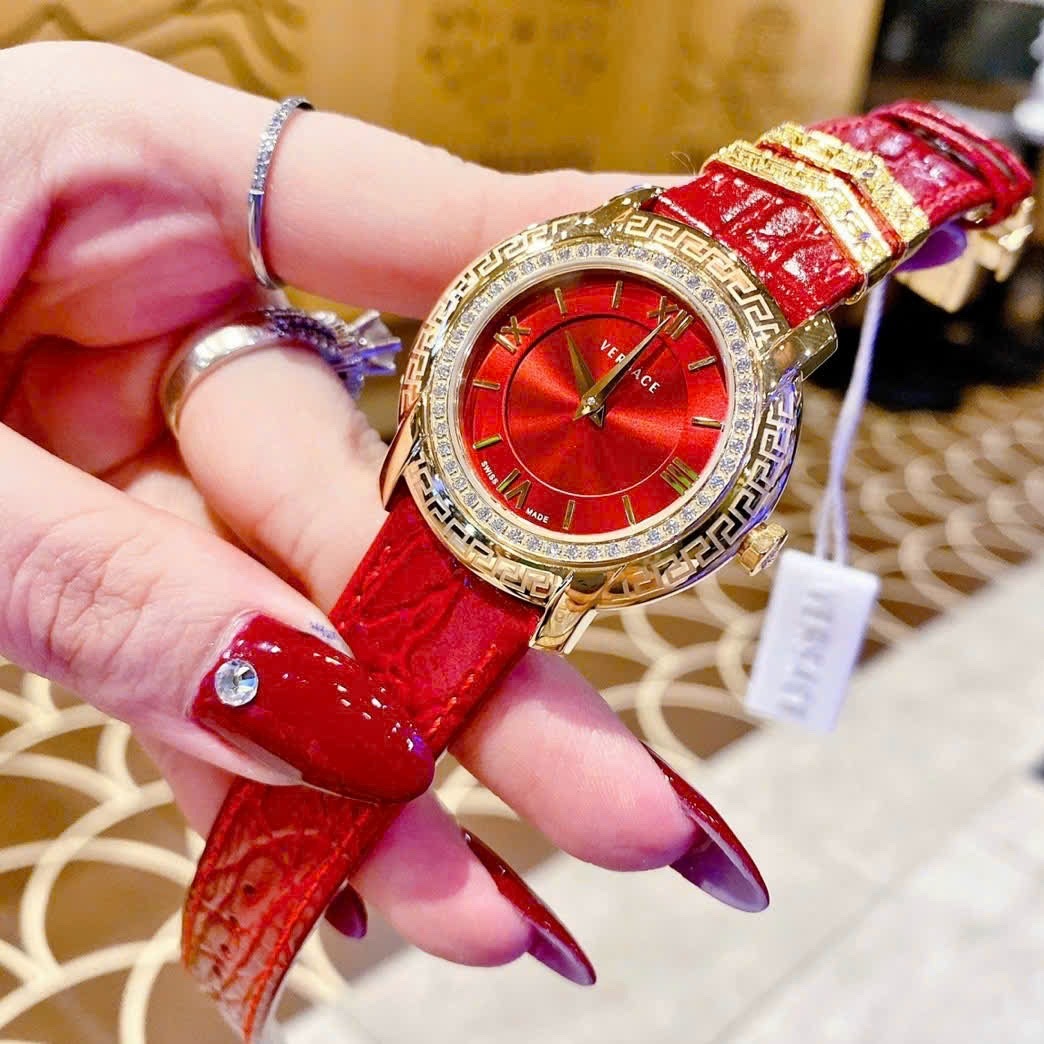 Đồng Hồ Versace DV-25 |Nữ Giới |Mặt Tròn |Đính Đá |Dây Da Đỏ |Máy Pin (Quartz) |Size 36mm |donghogiatot.vn
